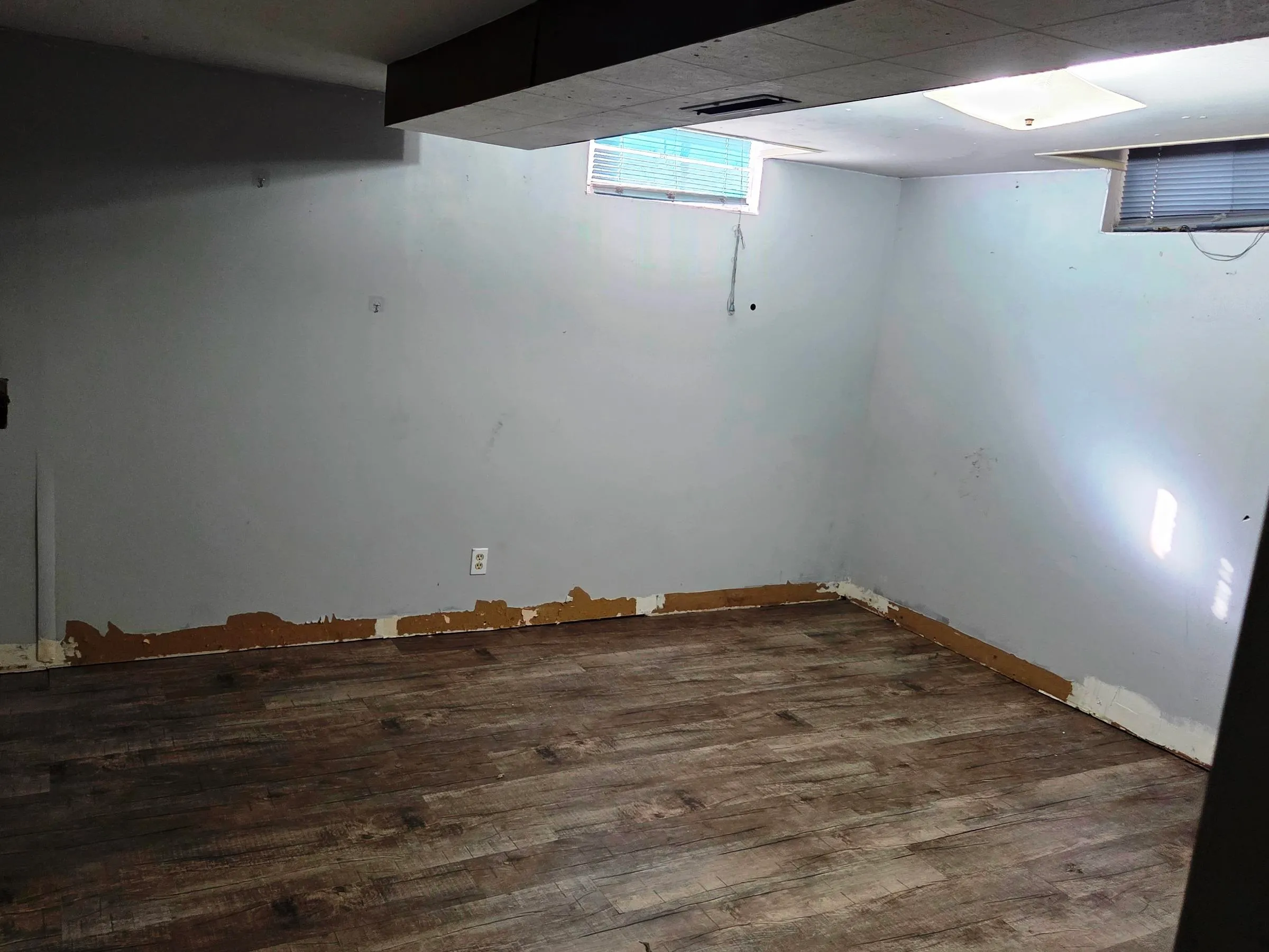 Hesston, Kansas 67062, United States, 3 Bedrooms Bedrooms, ,2 BathroomsBathrooms,Residential,Active,238005