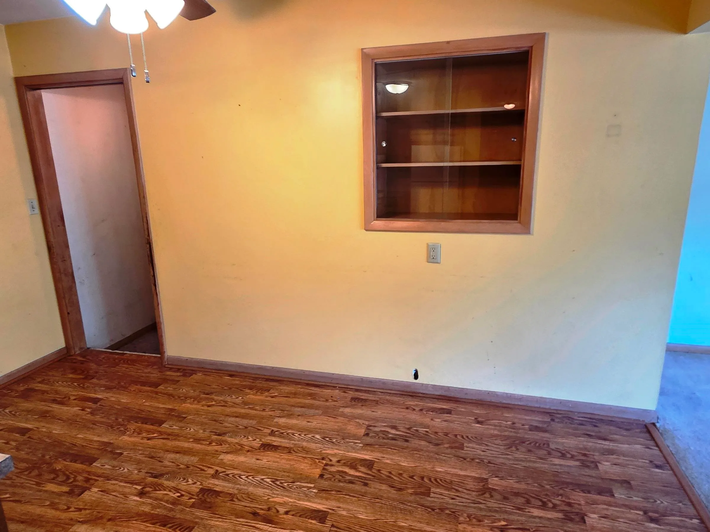 Hesston, Kansas 67062, United States, 3 Bedrooms Bedrooms, ,2 BathroomsBathrooms,Residential,Active,238005