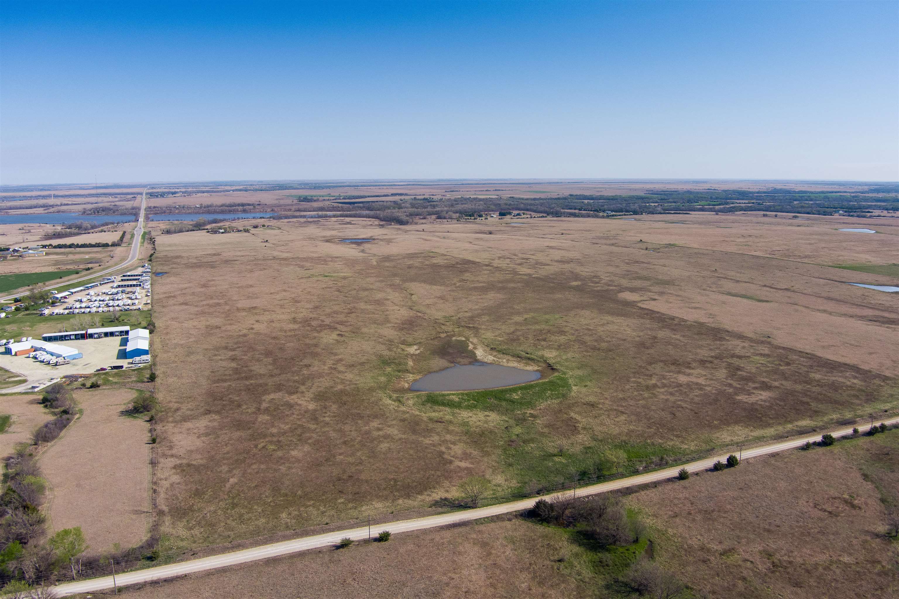 000 NE Parallel, El Dorado, Kansas image 4