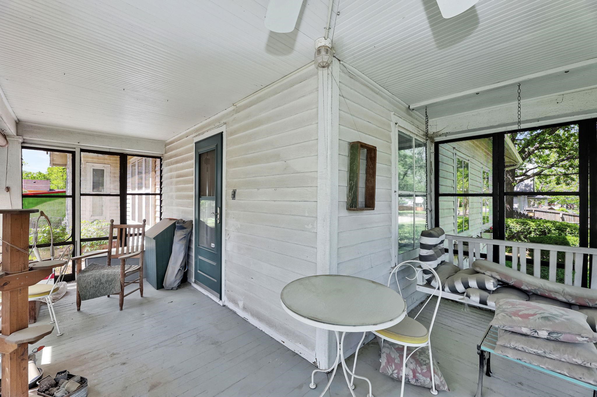621 E 7th St, Newton, Kansas image 32