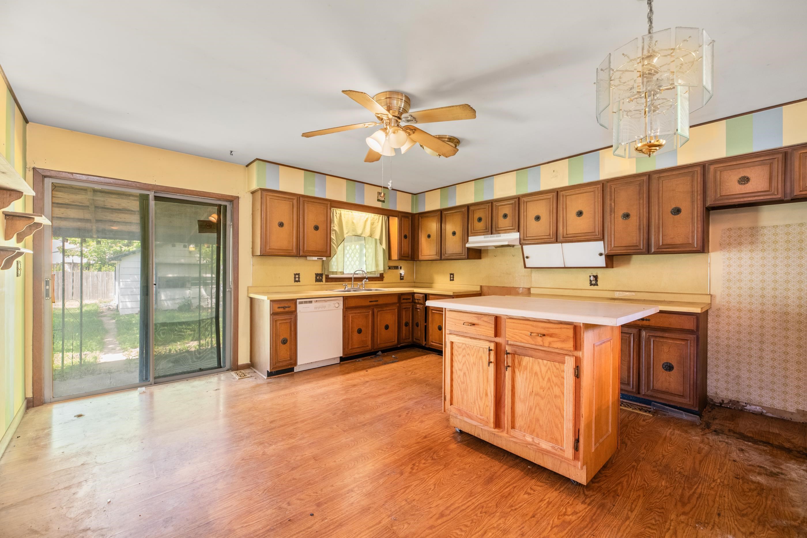 1833 S Fern St, Wichita, Kansas image 5