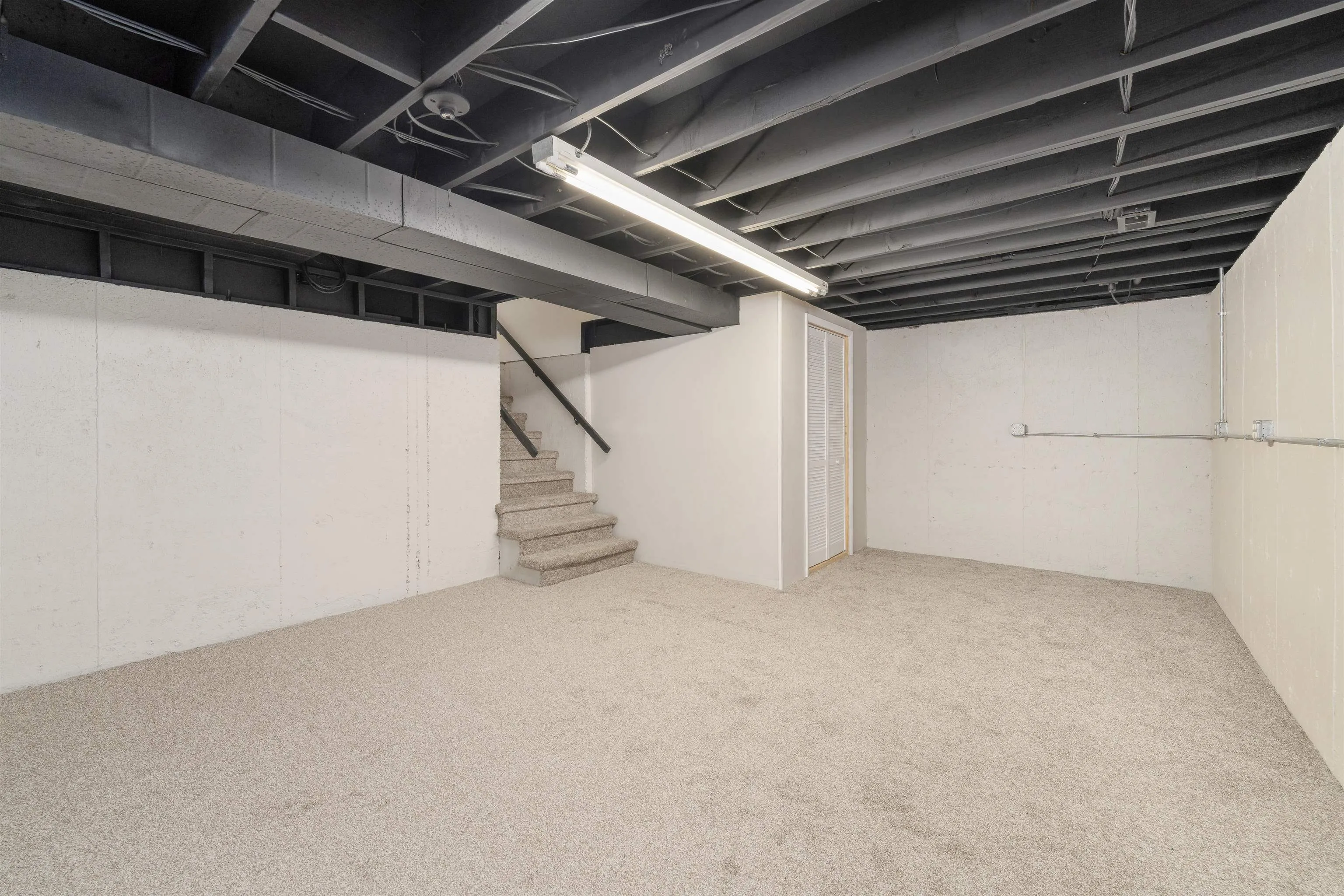 Wichita, Kansas 67209, United States, 3 Bedrooms Bedrooms, ,3 BathroomsBathrooms,Residential,Active,171406