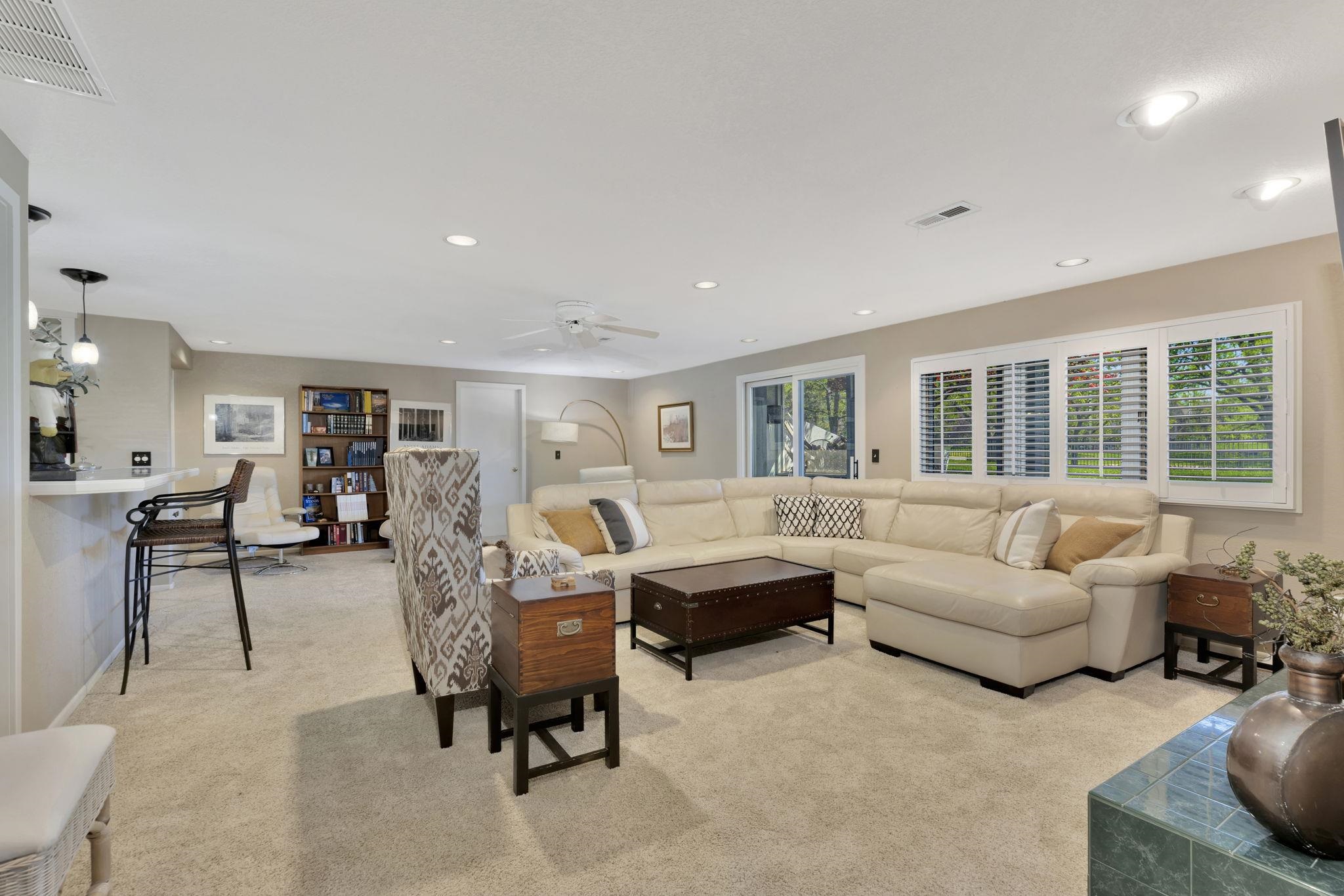 1700 N Sagebrush St, Wichita, Kansas image 22