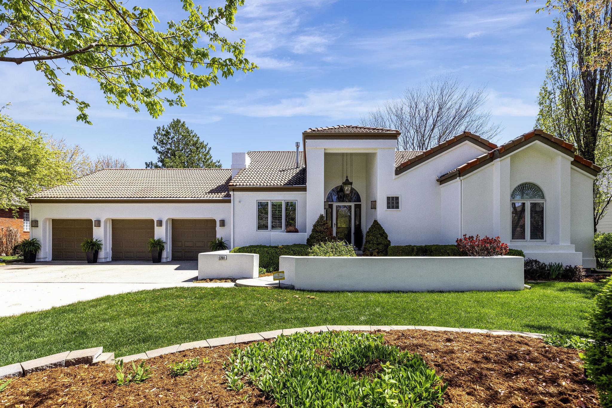 1700 N Sagebrush St, Wichita, Kansas image 1