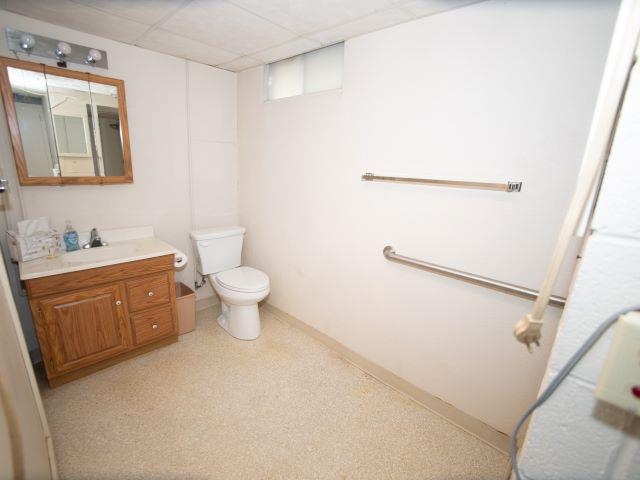 409 W 1st St, Hillsboro, Kansas image 31