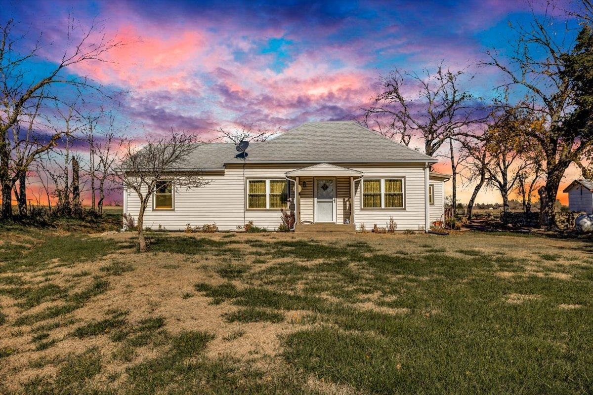 6676 NE Parallel St, El Dorado, Kansas image 1