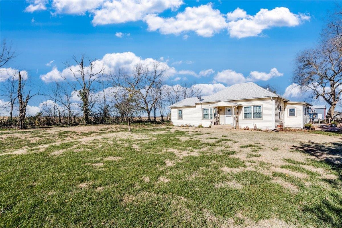 6676 NE Parallel St, El Dorado, Kansas image 34