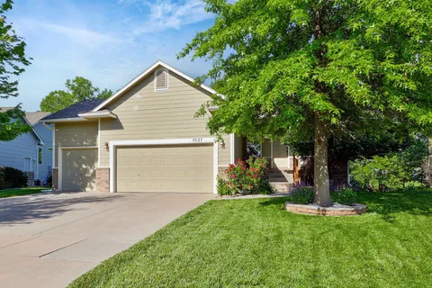 5027 N Osprey Cir, Wichita, KS MLS: 655281