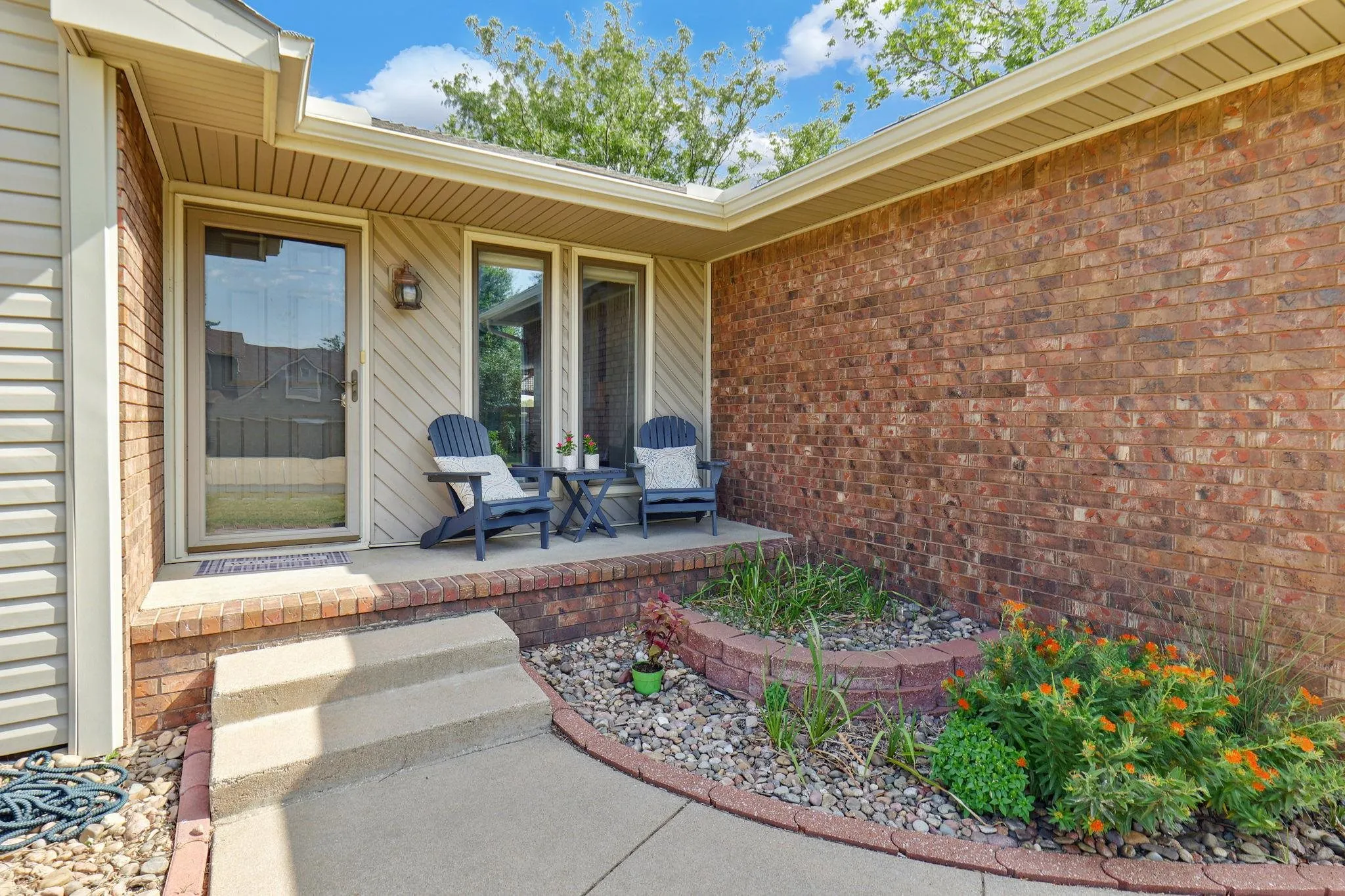 Goddard, Kansas 67052, United States, 4 Bedrooms Bedrooms, ,3 BathroomsBathrooms,Residential,Pending,41243