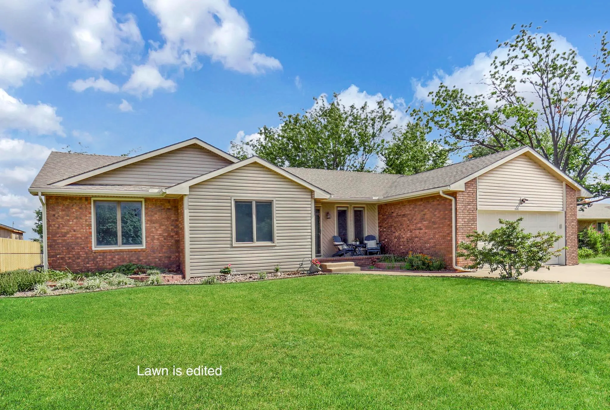 Goddard, Kansas 67052, United States, 4 Bedrooms Bedrooms, ,3 BathroomsBathrooms,Residential,Pending,41243