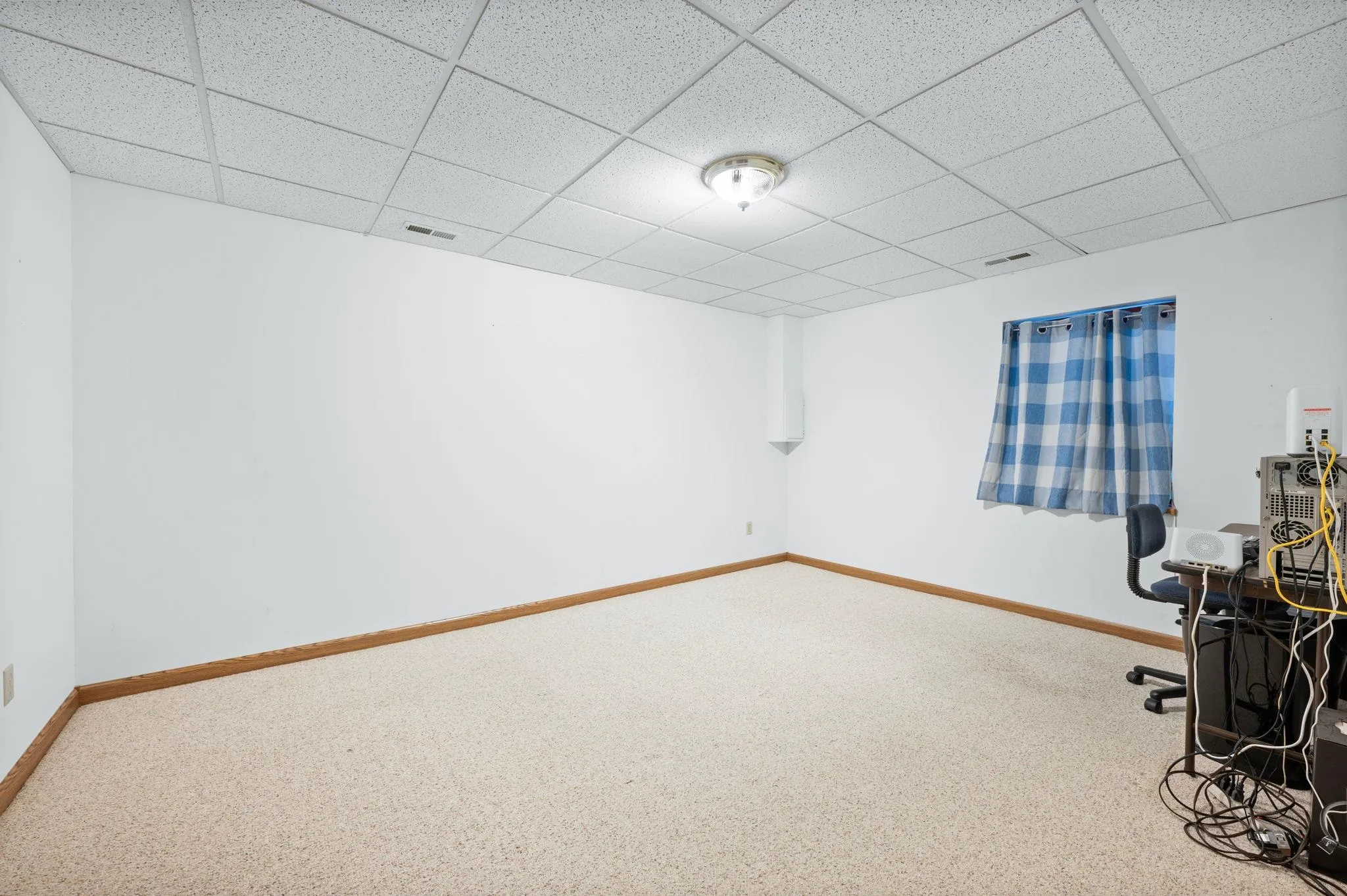 Wichita, Kansas 67212, United States, 4 Bedrooms Bedrooms, ,3 BathroomsBathrooms,Residential,Pending,137969