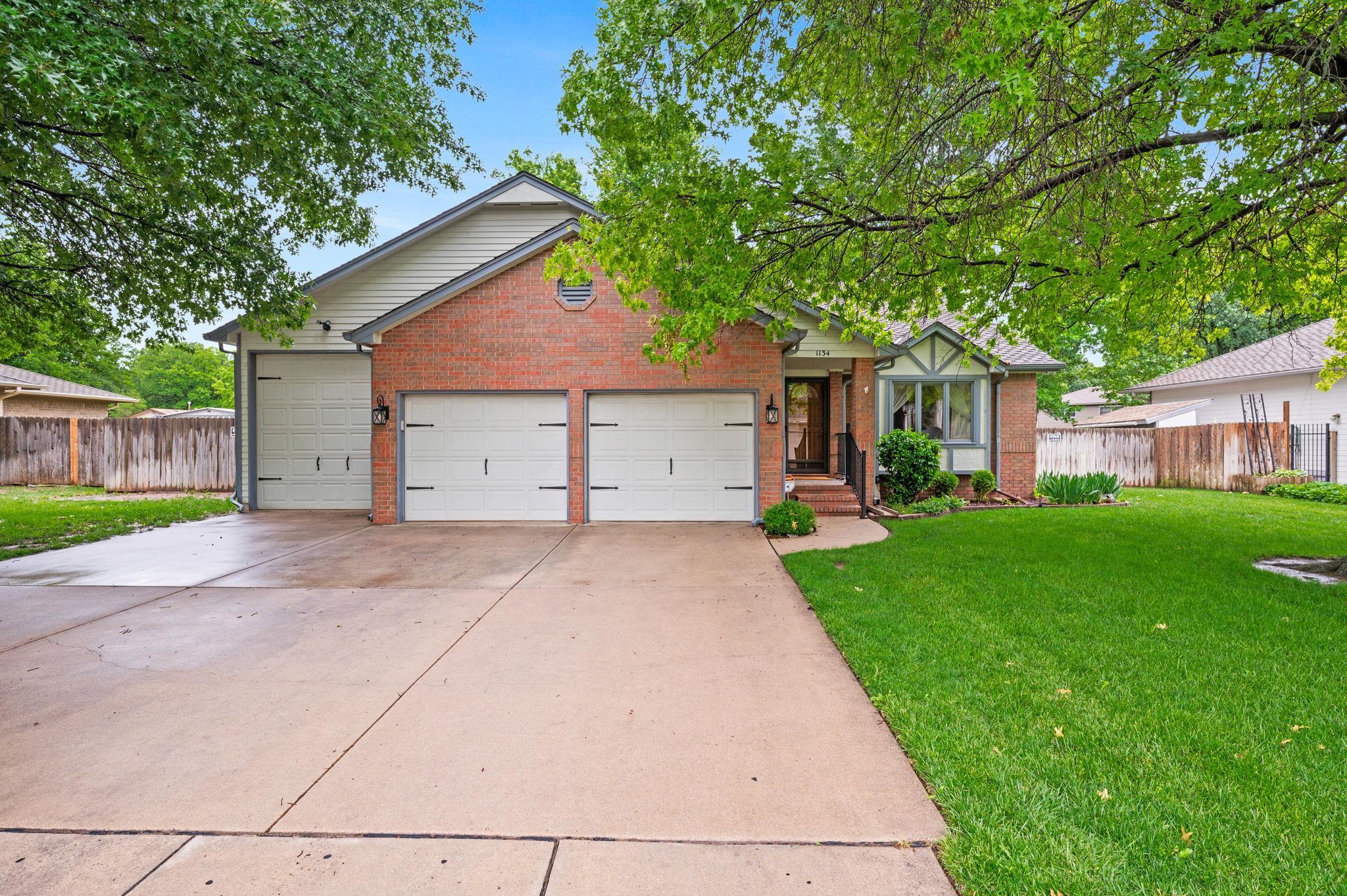 1134 N Denene St, Wichita, Kansas image 1