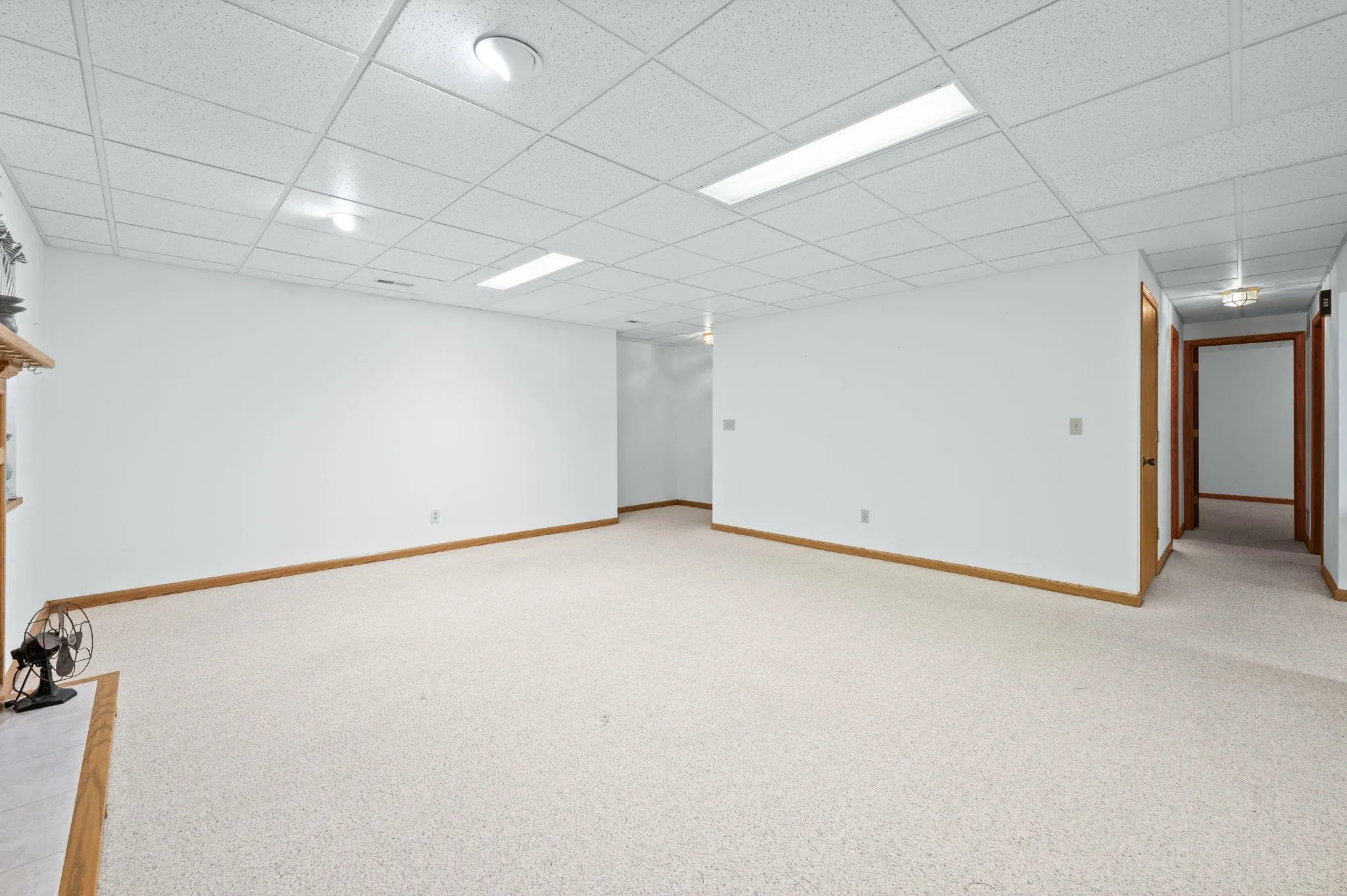 Wichita, Kansas 67212, United States, 4 Bedrooms Bedrooms, ,3 BathroomsBathrooms,Residential,Pending,137969