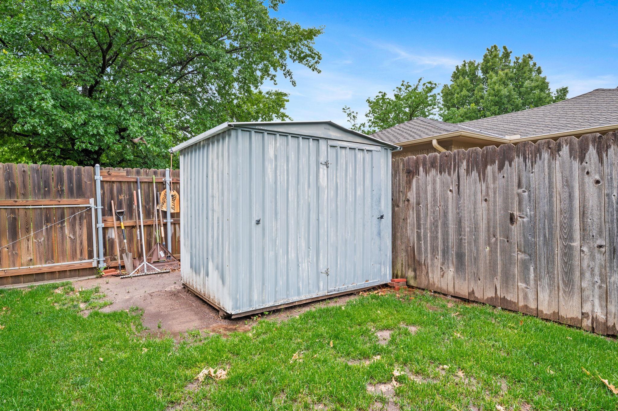 1134 N Denene St, Wichita, Kansas image 36