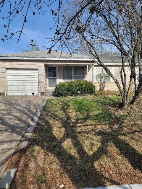 Homes For Sale - 2726 N Spruce St<br/> Sedgwick County, Wichita, KS 67219