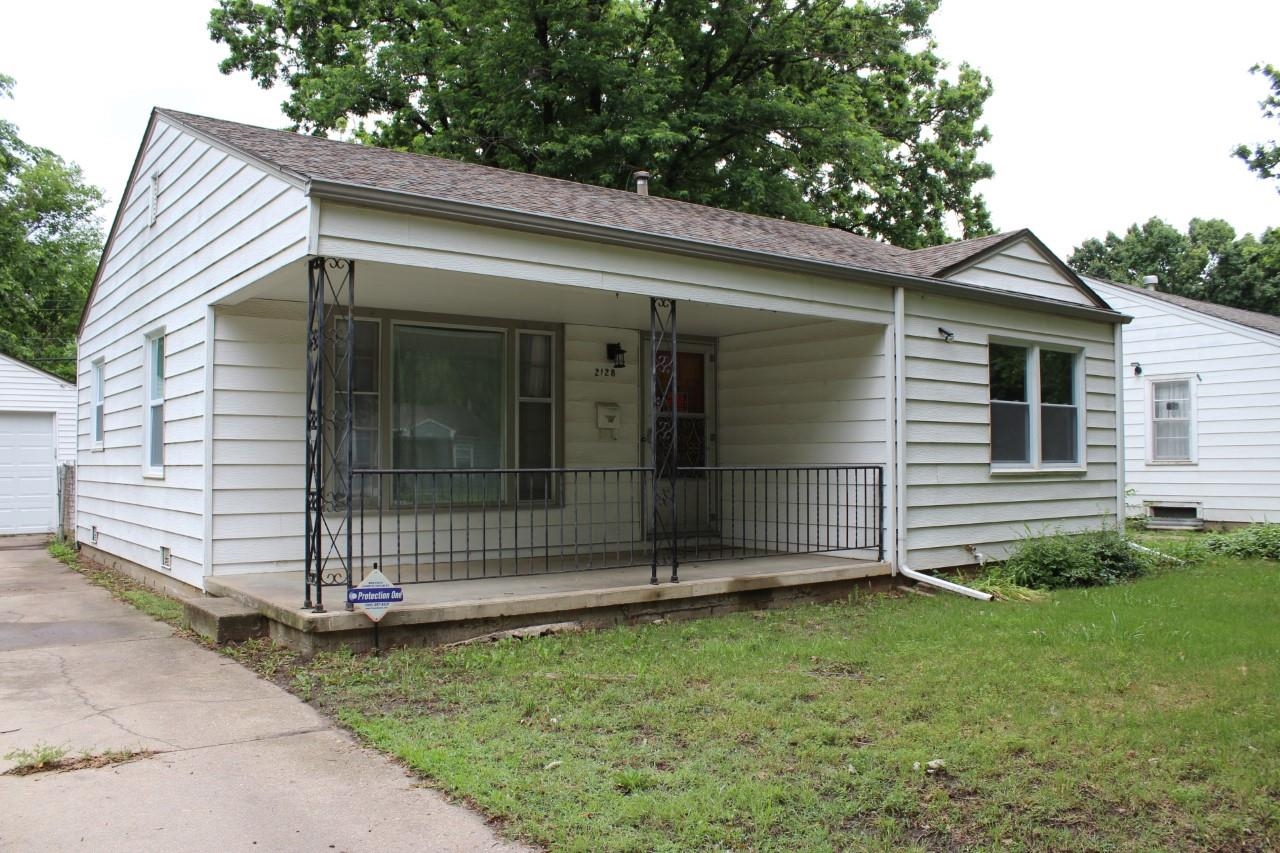 2128 S Spruce St, Wichita, Virginia image 2