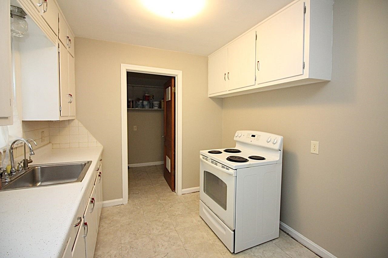 2128 S Spruce St, Wichita, Virginia image 11