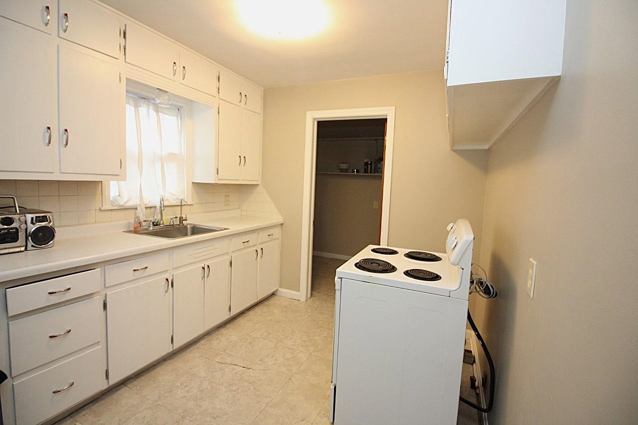 2128 S Spruce St, Wichita, Virginia image 12