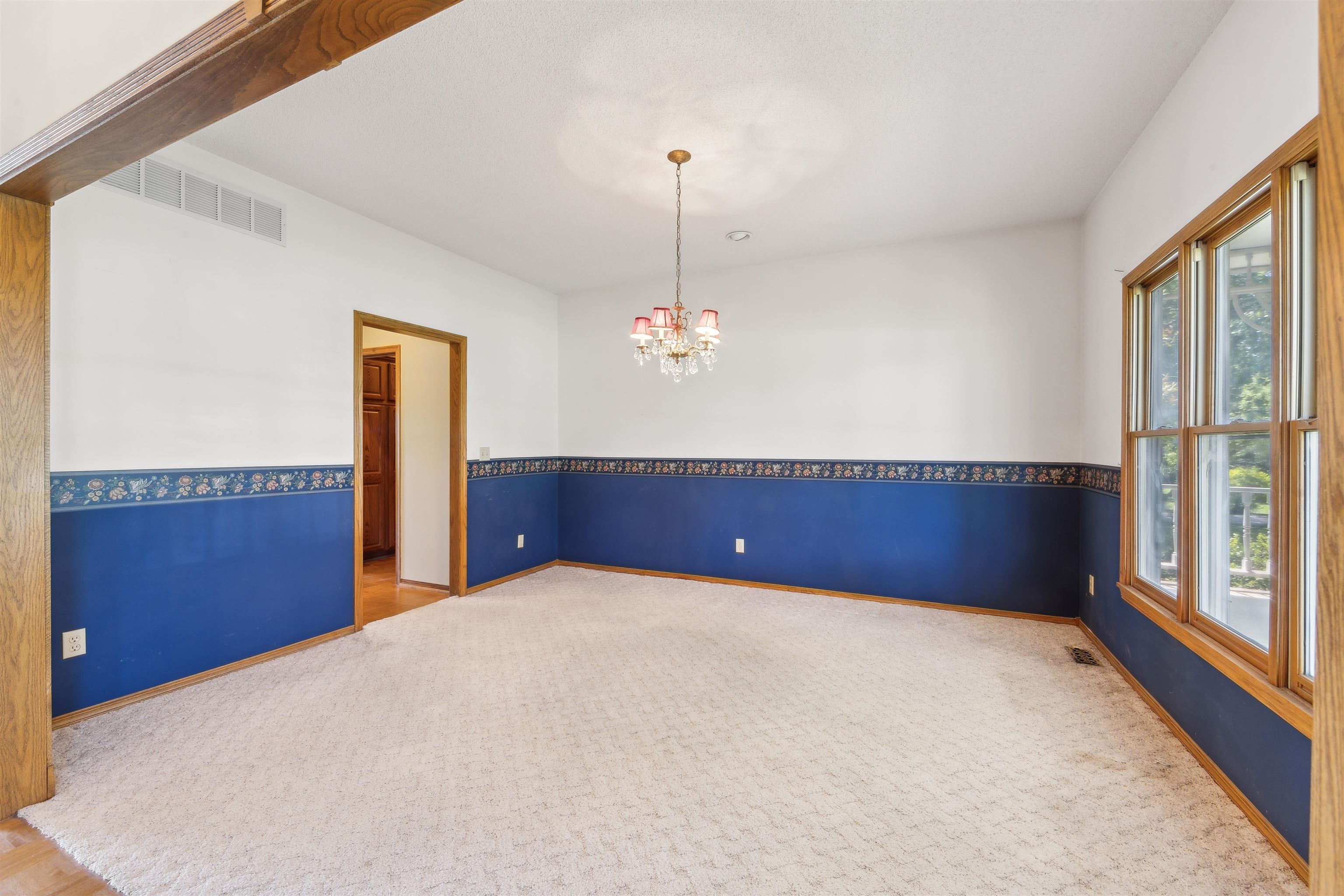 7570 SW Cedar Ln, Augusta, Kansas image 6