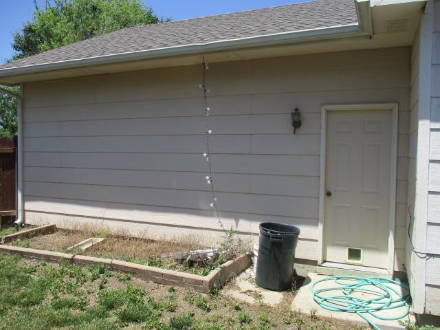 327 Victoria Rd, Newton, Kansas image 6
