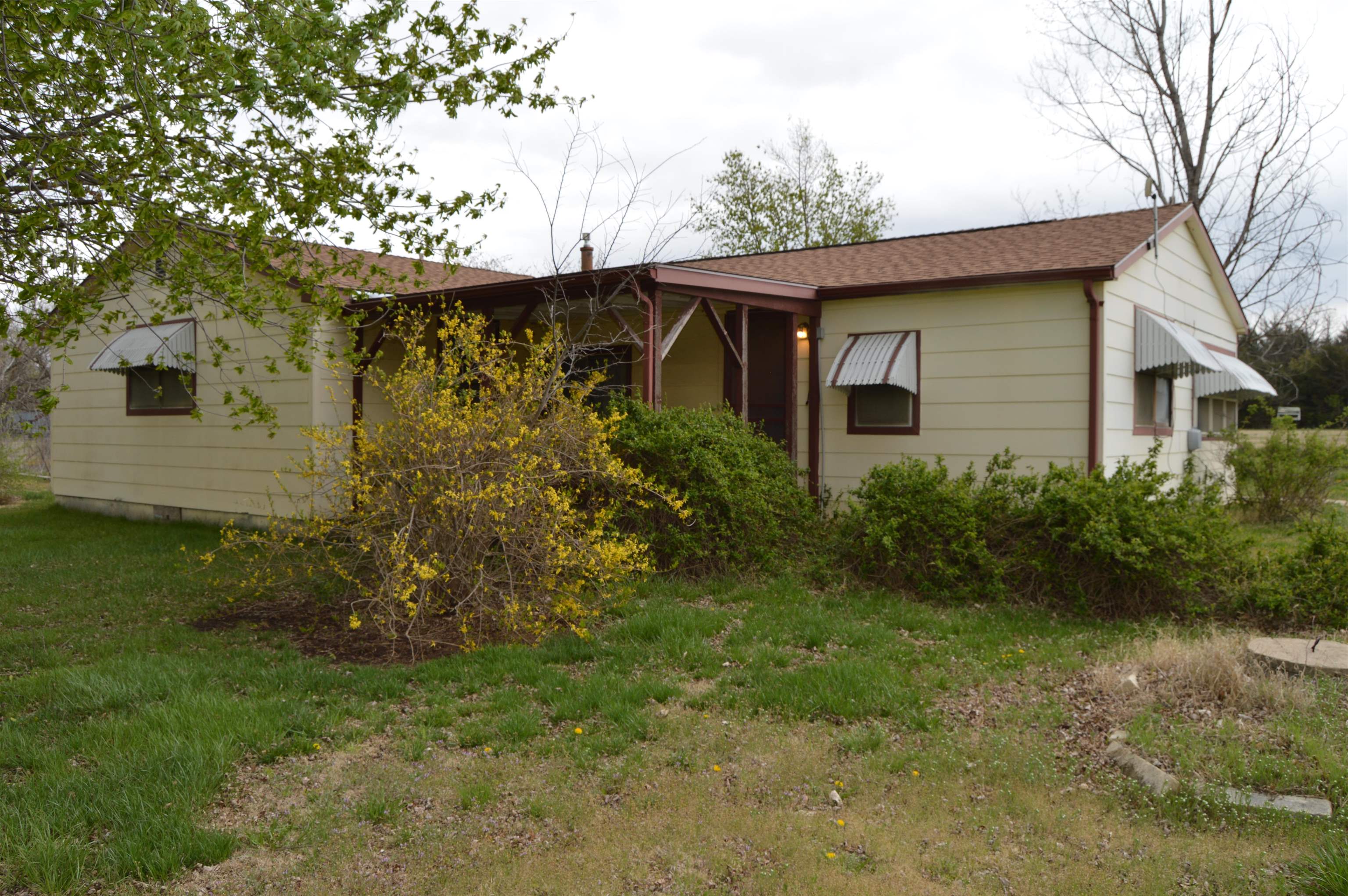 5548 SW Shumway Rd, El Dorado, Kansas image 1