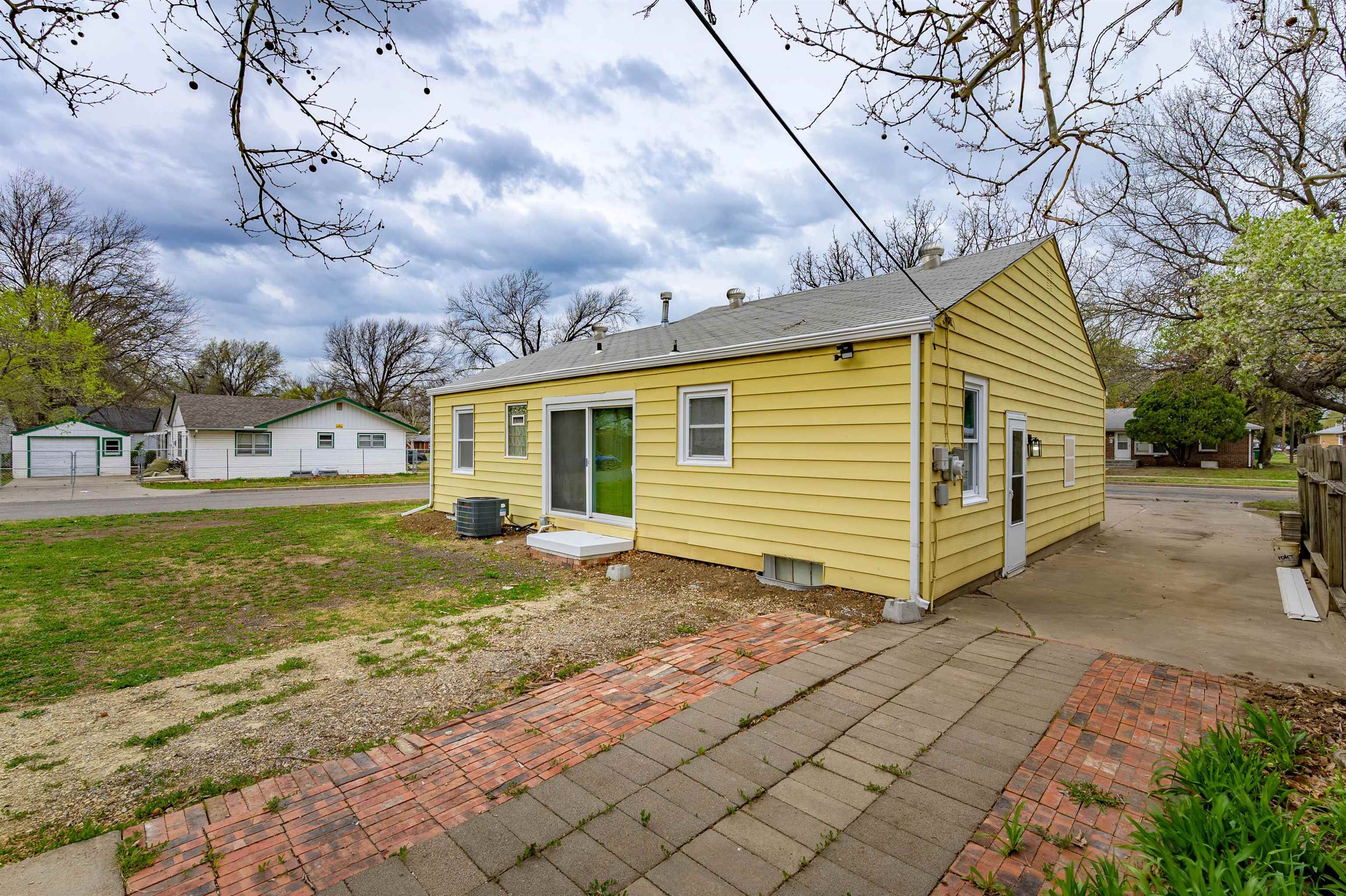 1658 S Edgemoor St, Wichita, Kansas image 20