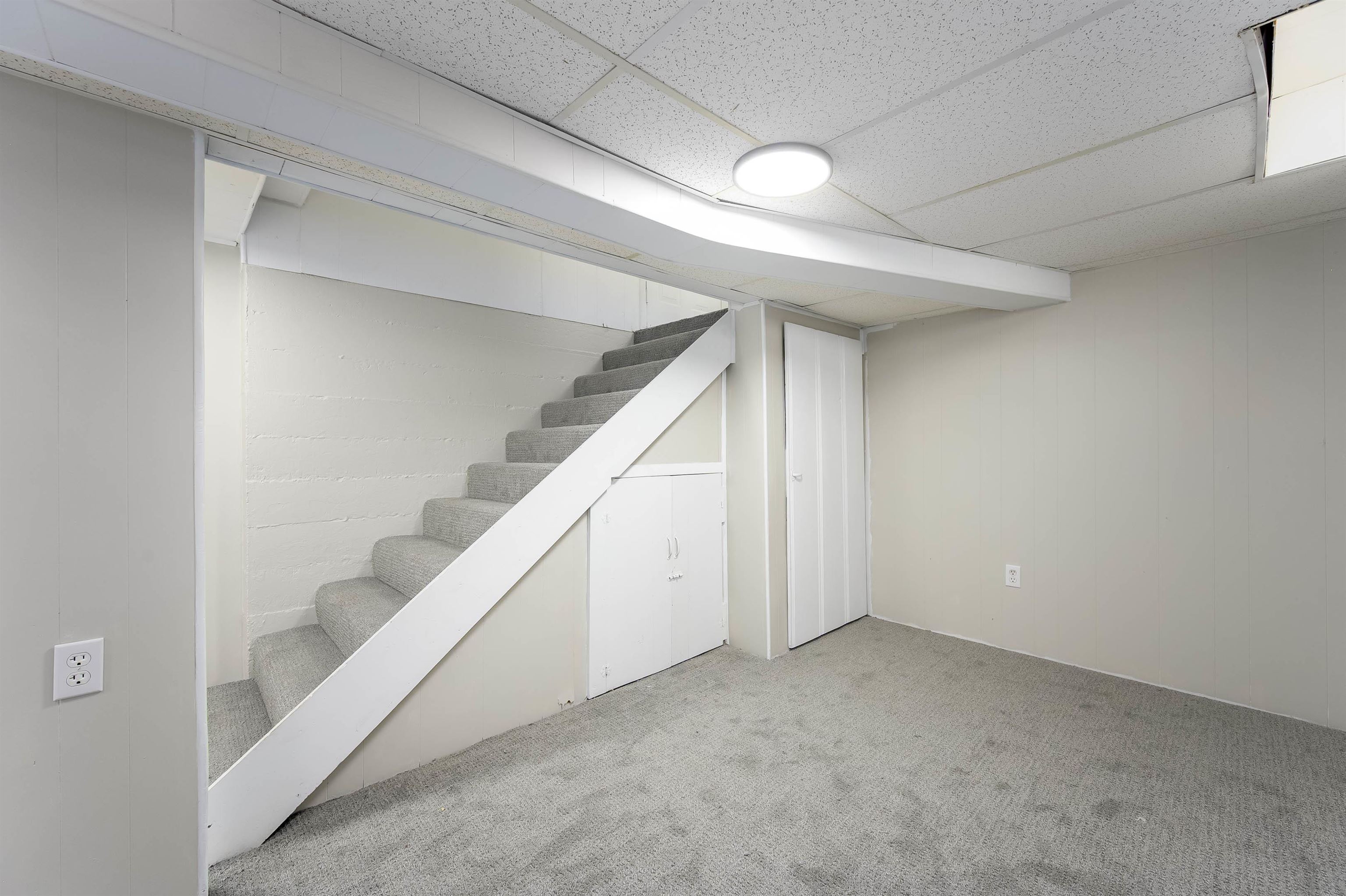 1658 S Edgemoor St, Wichita, Kansas image 34