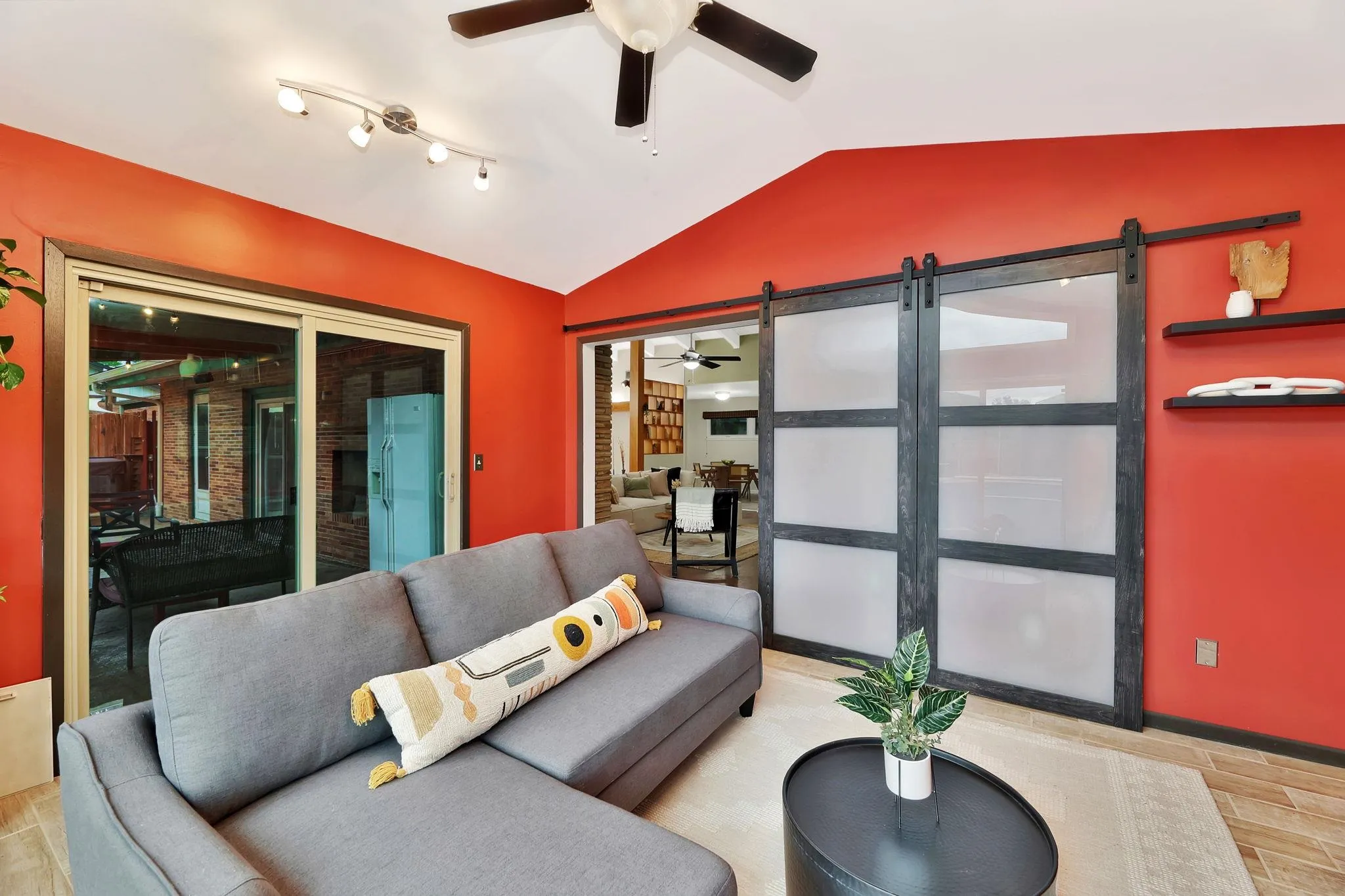 Wichita, Kansas 67208, United States, 3 Bedrooms Bedrooms, ,2 BathroomsBathrooms,Residential,Pending,120595