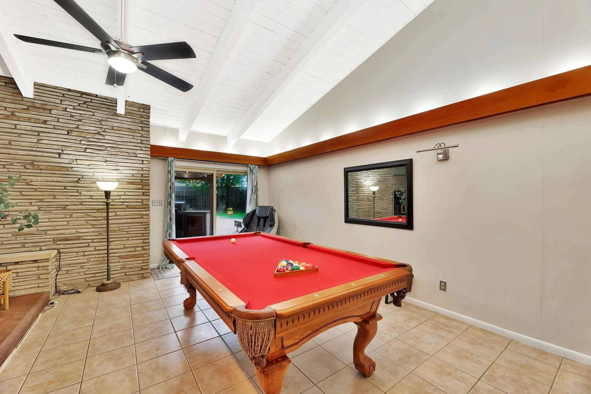 Wichita, Kansas 67208, United States, 3 Bedrooms Bedrooms, ,2 BathroomsBathrooms,Residential,Pending,120595