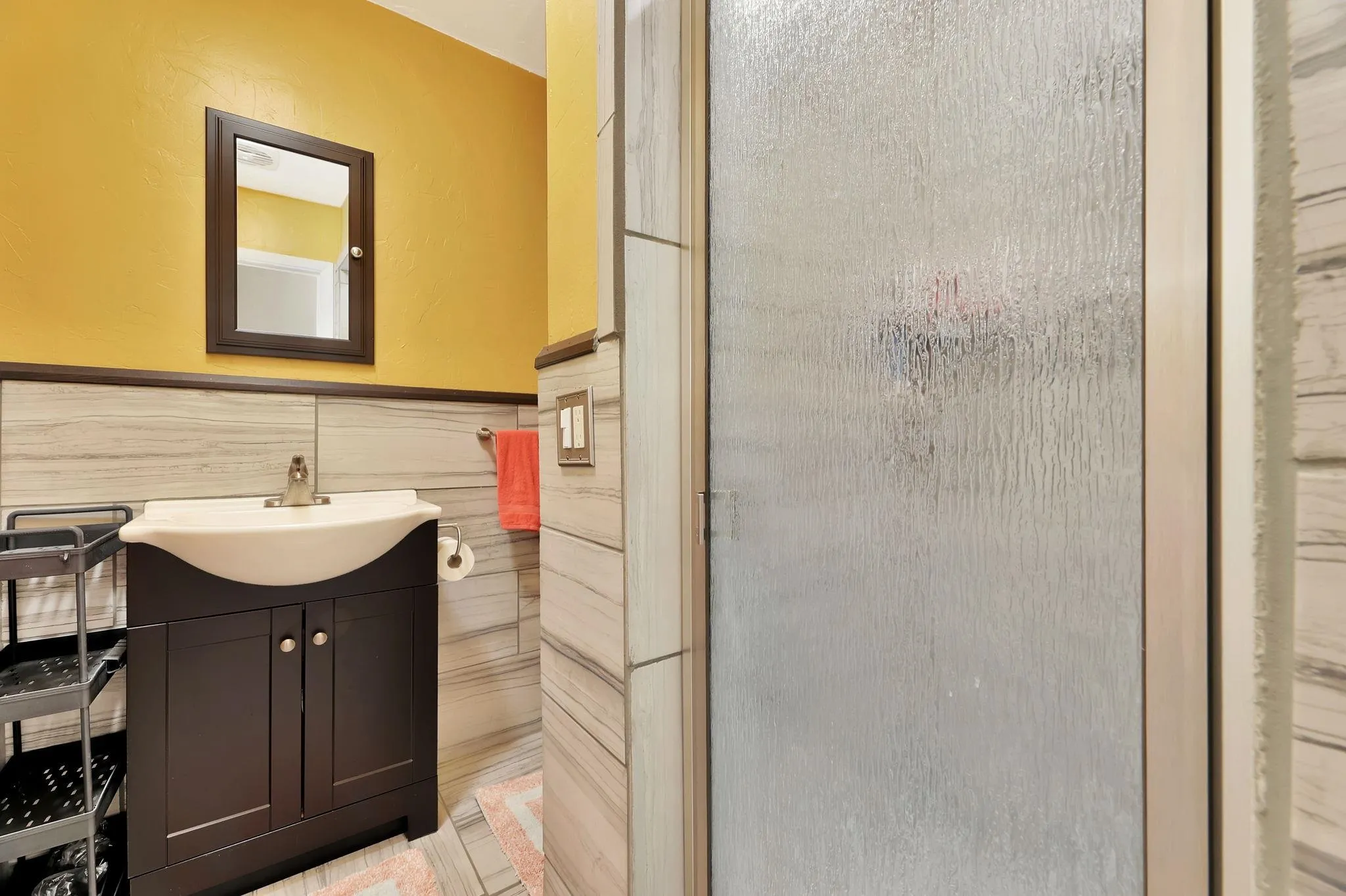 Wichita, Kansas 67208, United States, 3 Bedrooms Bedrooms, ,2 BathroomsBathrooms,Residential,Pending,120595