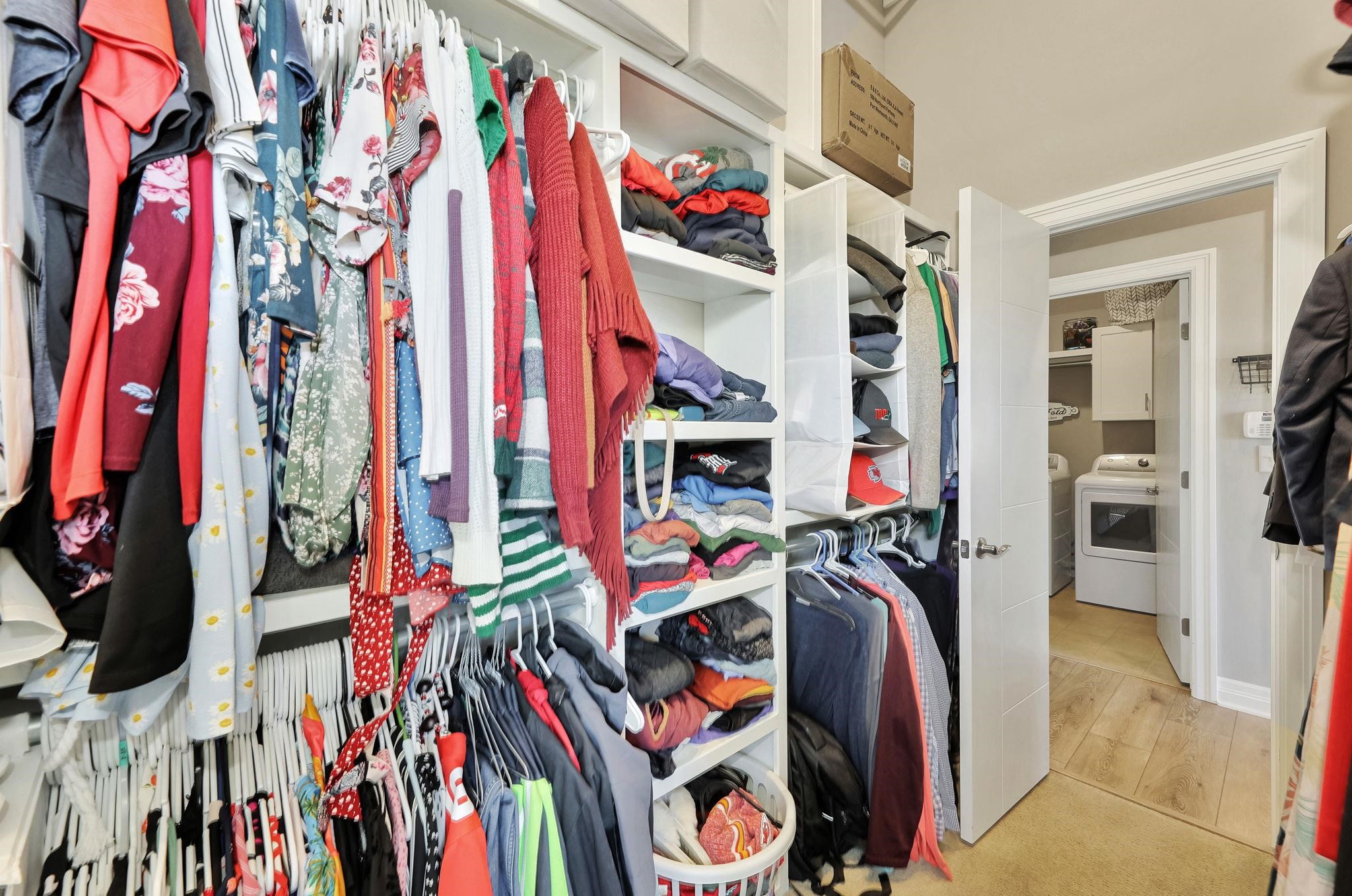 Andover, Kansas 67002, United States, 5 Bedrooms Bedrooms, ,3 BathroomsBathrooms,Residential,Pending,67944