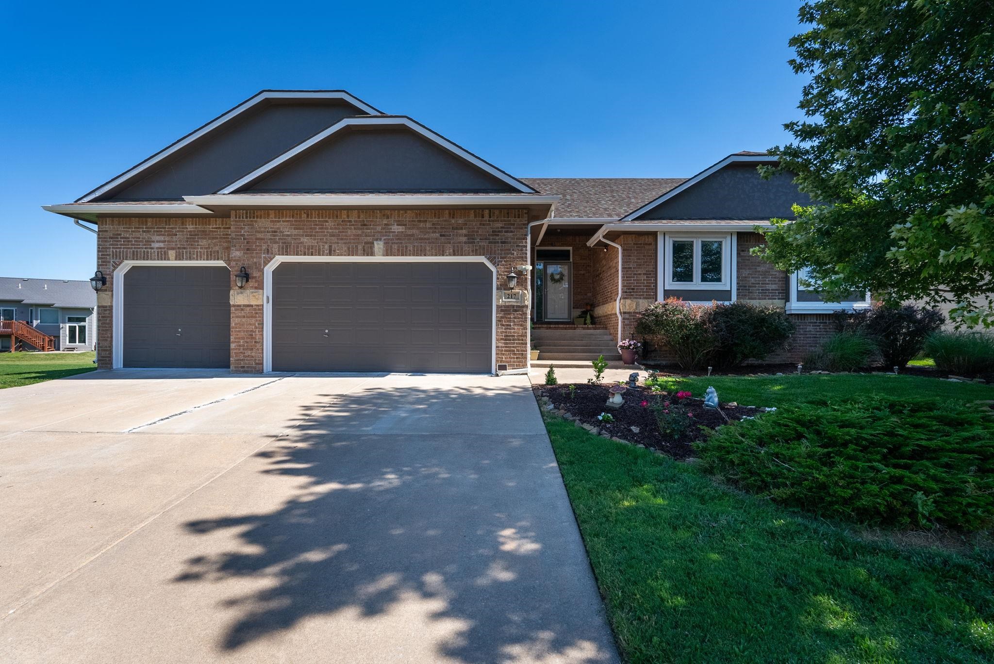 217 S Onewood Dr, Andover, Kansas image 1