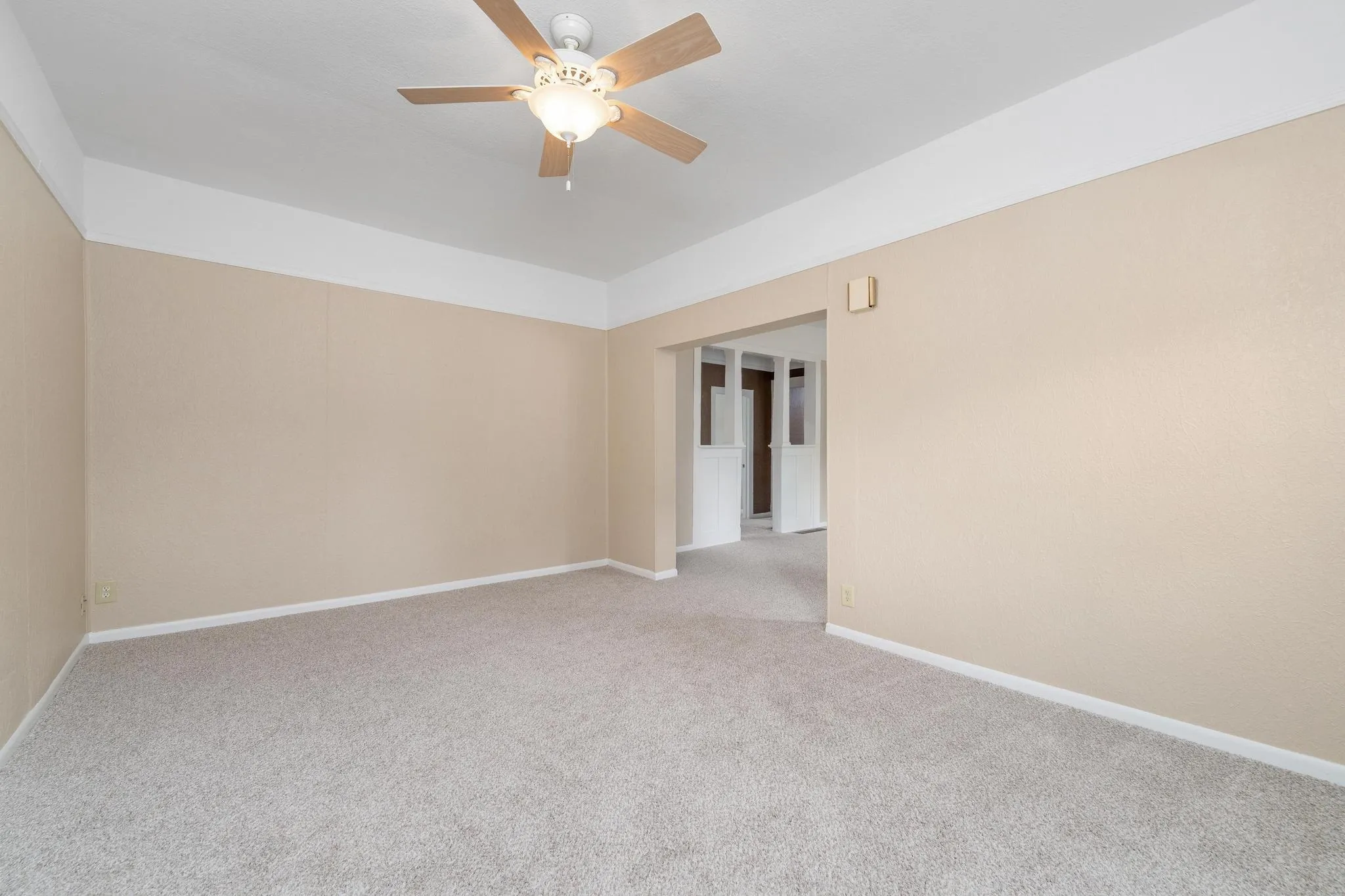 Belle Plaine, Kansas 67013, United States, 3 Bedrooms Bedrooms, ,1 BathroomBathrooms,Residential,Pending,144187