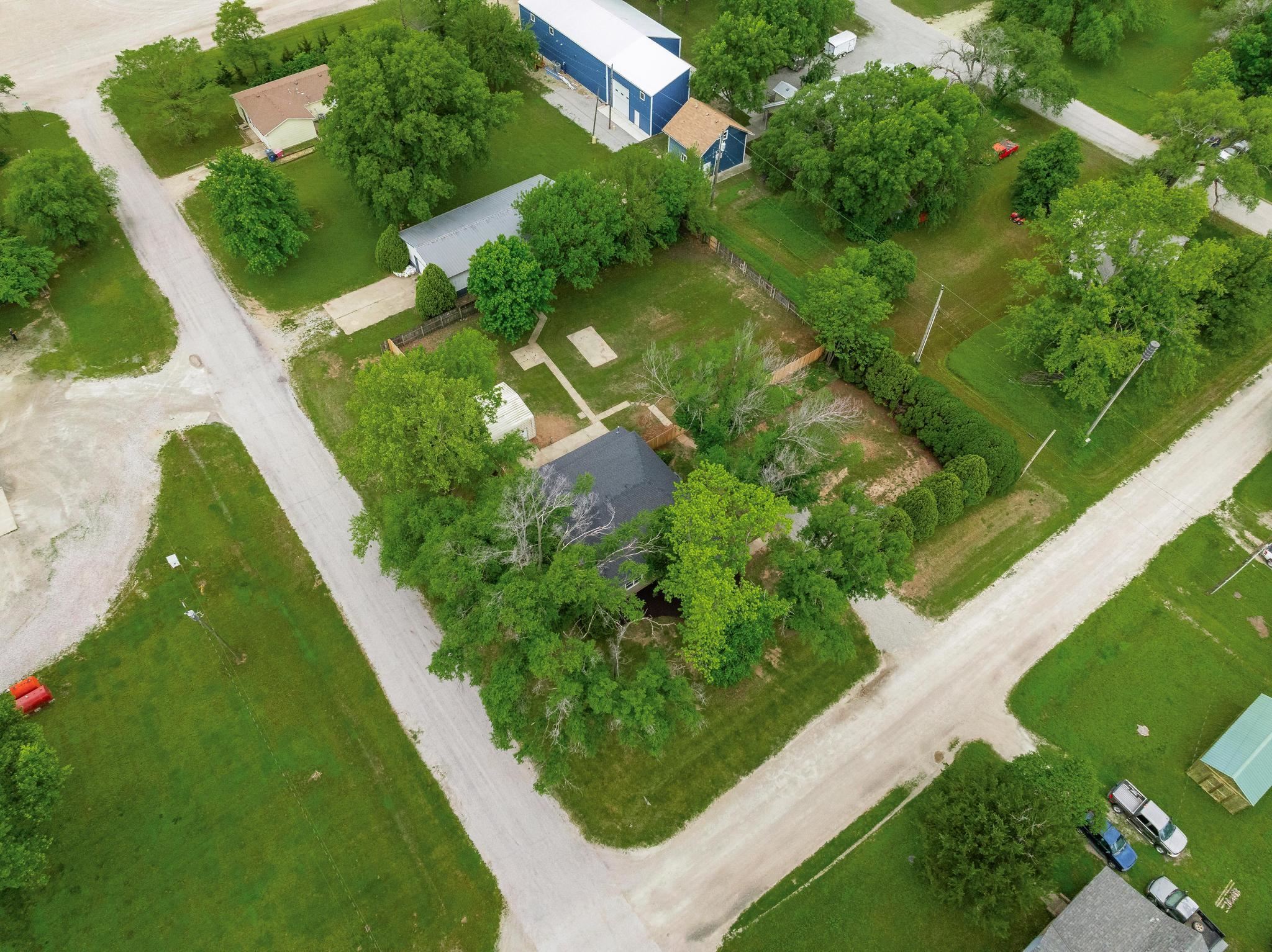 236 E 2nd Ave, Belle Plaine, Kansas image 27