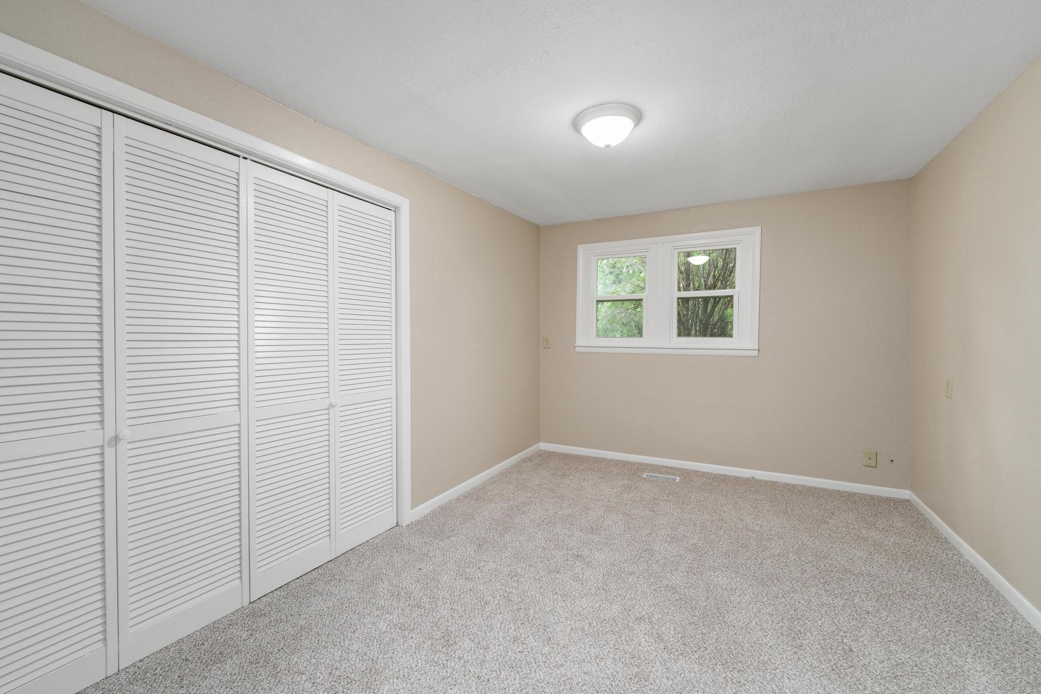 236 E 2nd Ave, Belle Plaine, Kansas image 18