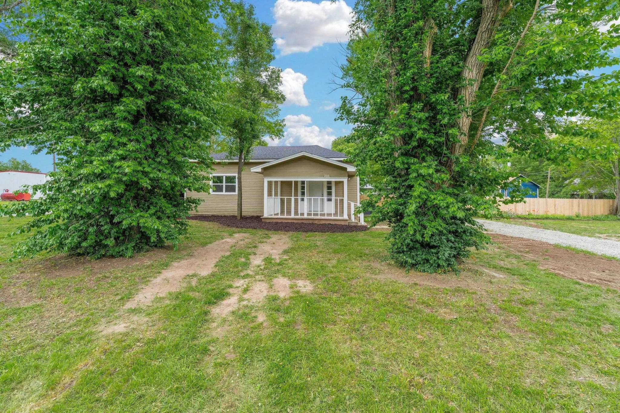 Belle Plaine, Kansas 67013, United States, 3 Bedrooms Bedrooms, ,1 BathroomBathrooms,Residential,Pending,144187