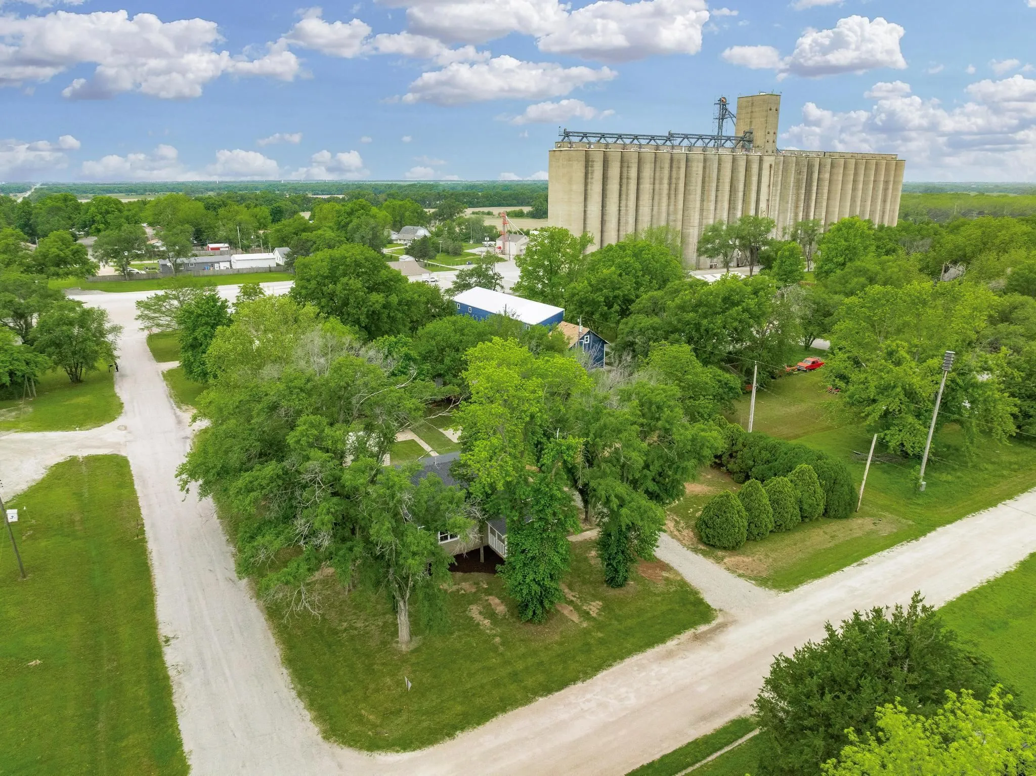 Belle Plaine, Kansas 67013, United States, 3 Bedrooms Bedrooms, ,1 BathroomBathrooms,Residential,Pending,144187