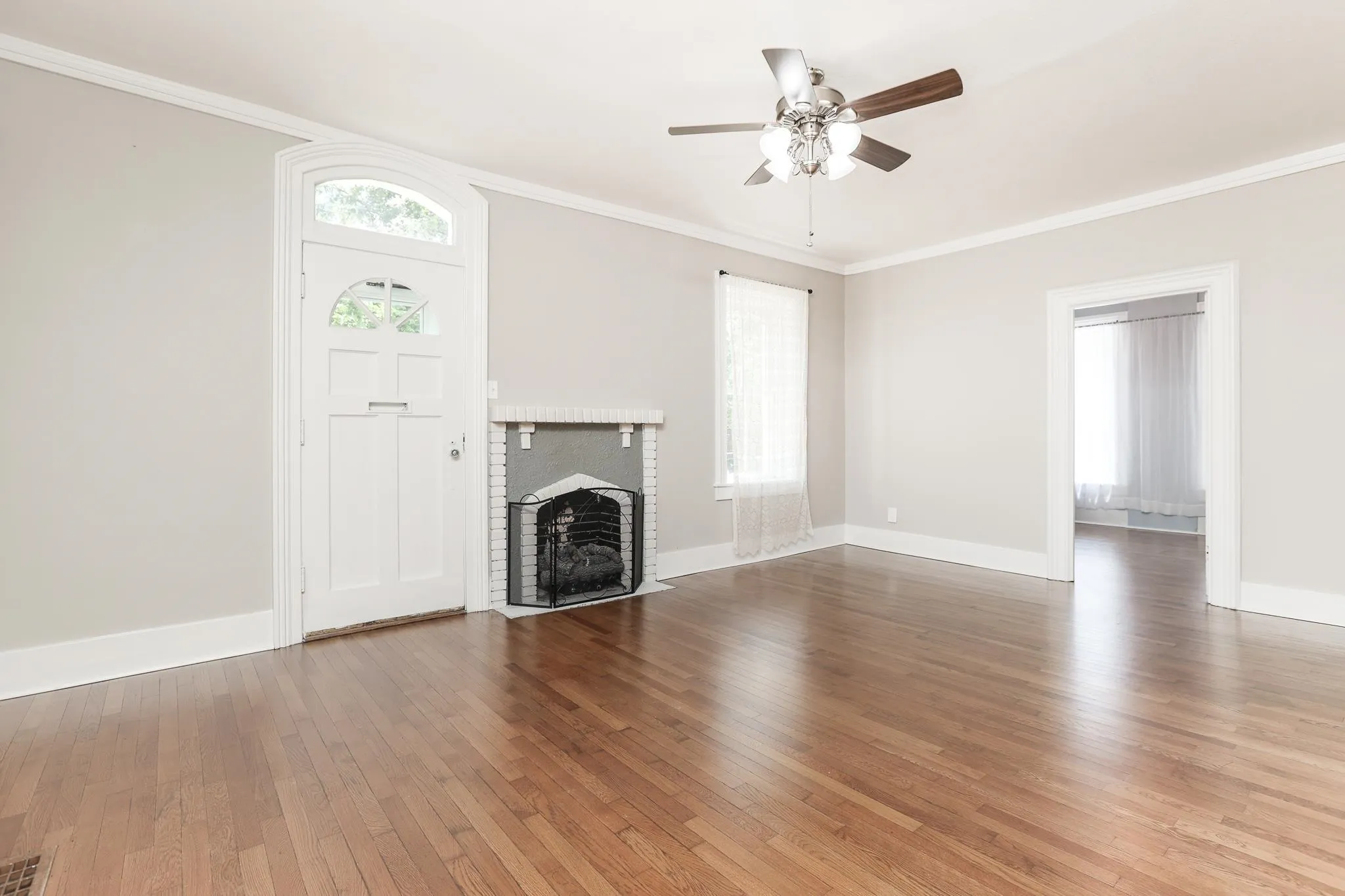 Newton, Kansas 67114, United States, 4 Bedrooms Bedrooms, ,3 BathroomsBathrooms,Residential,Active,151271