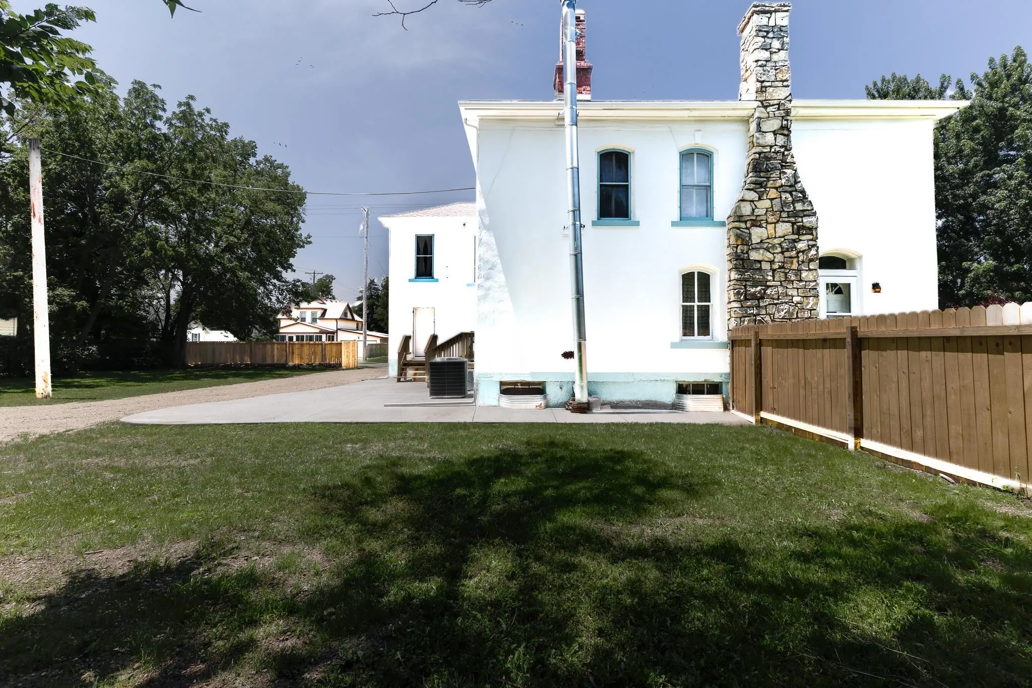 Newton, Kansas 67114, United States, 4 Bedrooms Bedrooms, ,3 BathroomsBathrooms,Residential,Active,151271