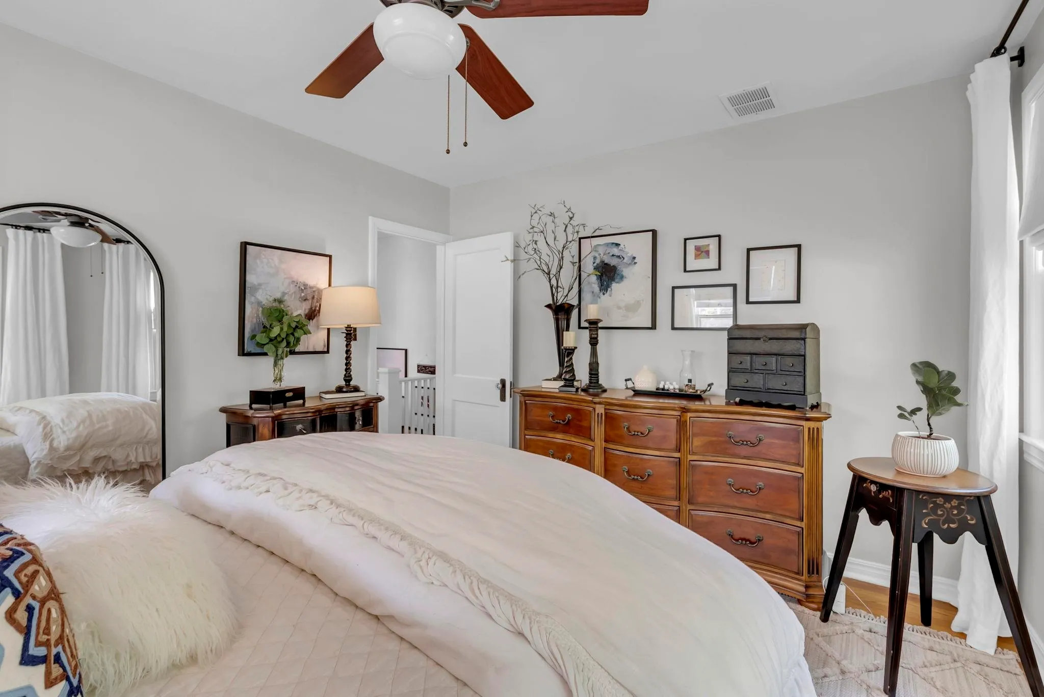 Wichita, Kansas 67218, United States, 3 Bedrooms Bedrooms, ,2 BathroomsBathrooms,Residential,Pending,149273