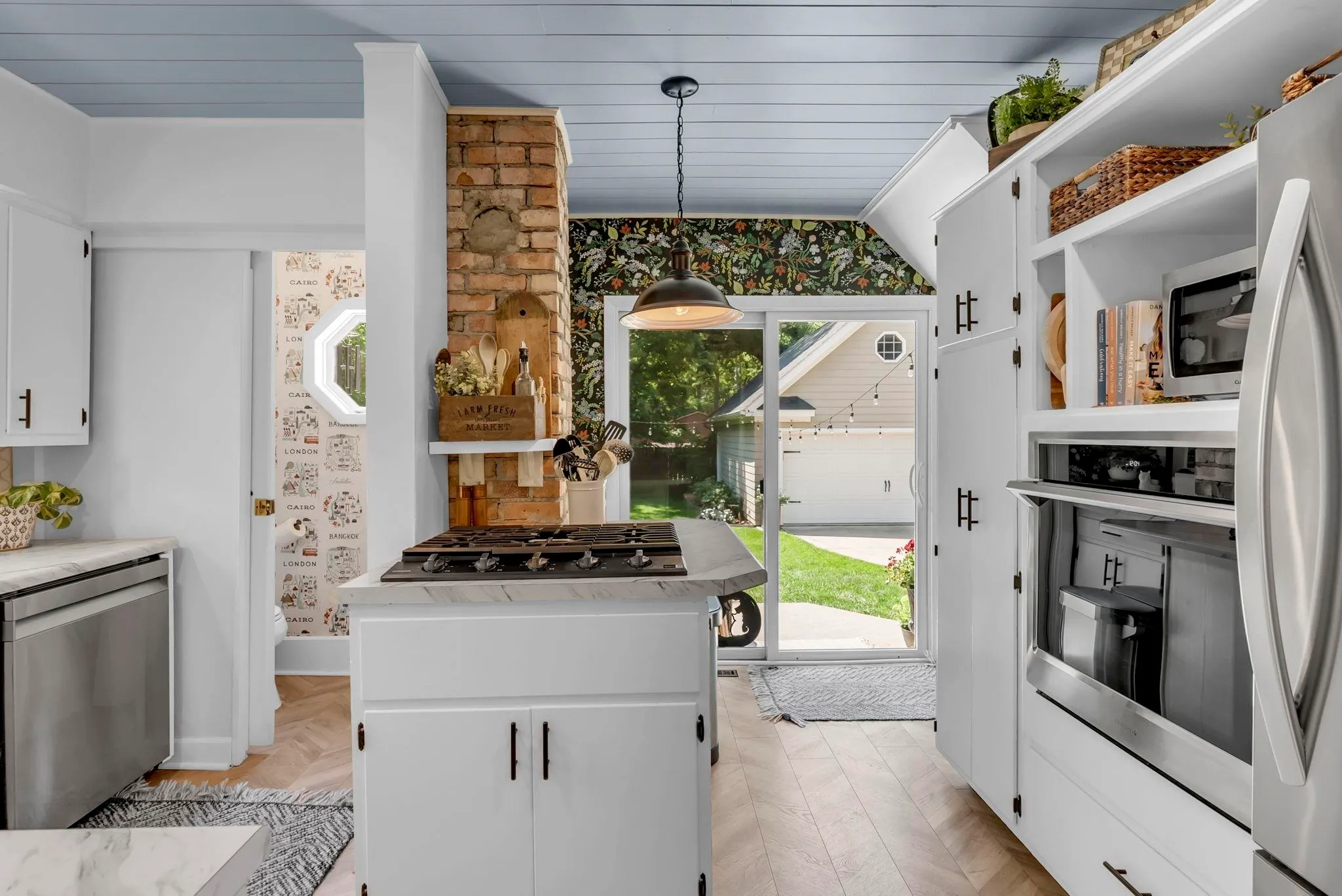 Wichita, Kansas 67218, United States, 3 Bedrooms Bedrooms, ,2 BathroomsBathrooms,Residential,Pending,149273