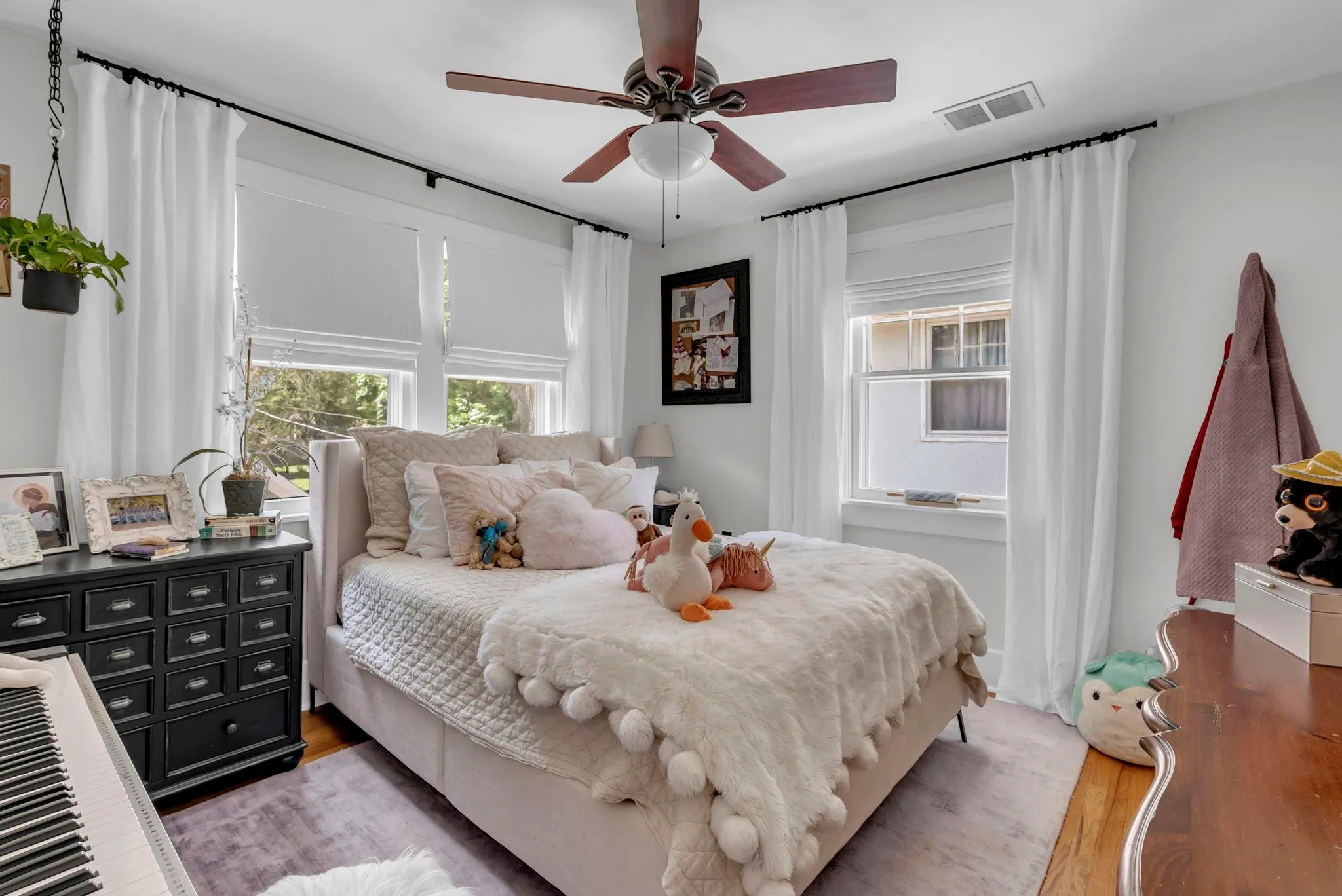 Wichita, Kansas 67218, United States, 3 Bedrooms Bedrooms, ,2 BathroomsBathrooms,Residential,Pending,149273