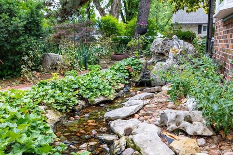 Tiny photo for 2047 N Westridge Dr, Wichita, KS 67203 (MLS # 669267)