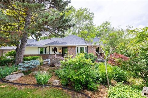 Tiny photo for 2047 N Westridge Dr, Wichita, KS 67203 (MLS # 669267)