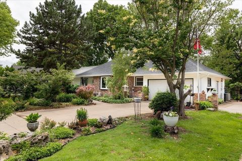 Tiny photo for 2047 N Westridge Dr, Wichita, KS 67203 (MLS # 669267)