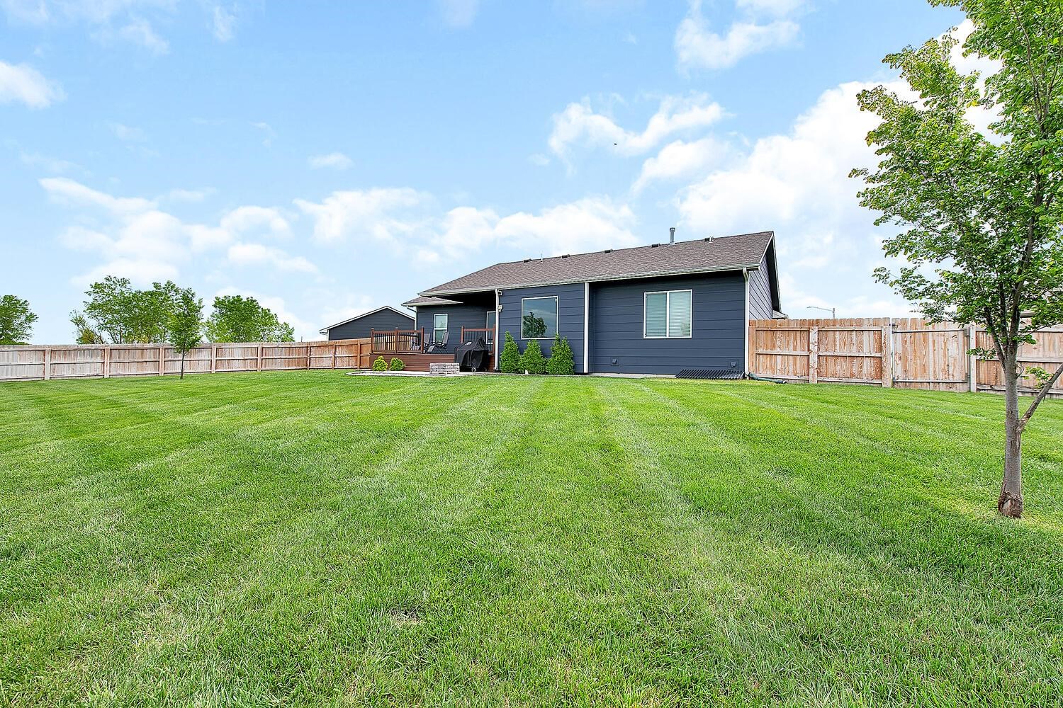 825 S Cattail Cir, Haysville, Kansas image 32