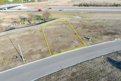 Vacant Land For Sale - 907 N Speyside Cir<br/> Andover, KS 67002