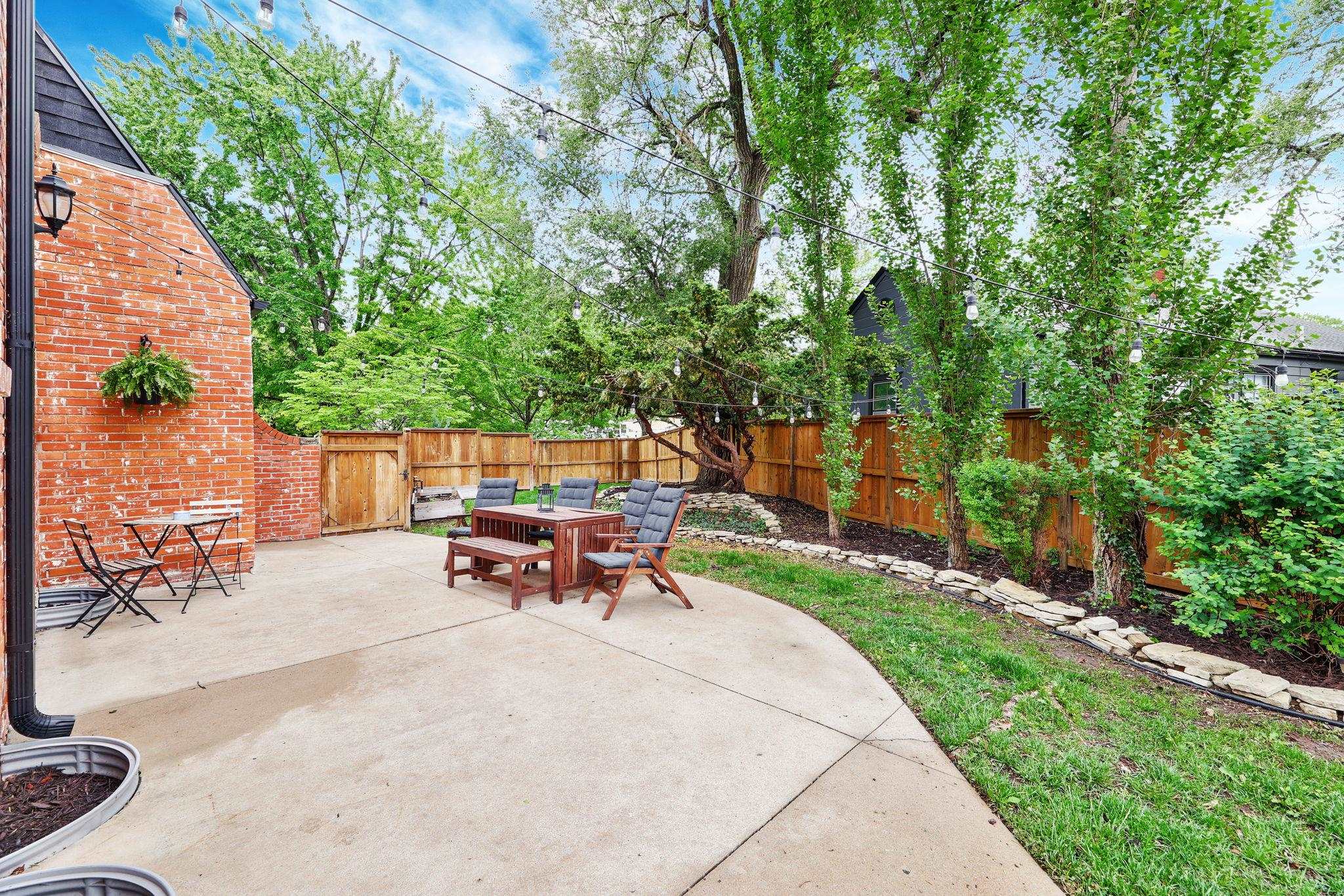 257 N Bleckley Dr, Wichita, Kansas image 22