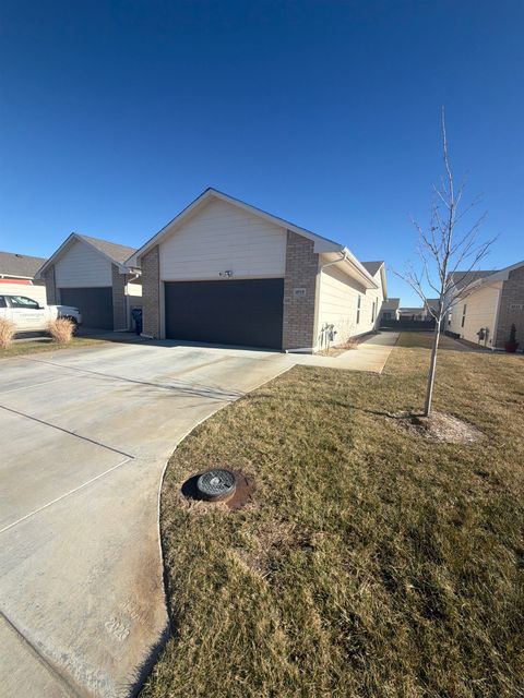 Multifamily For Sale - 4513-4515 N Sandplum St<br/> Wichita, KS 67205