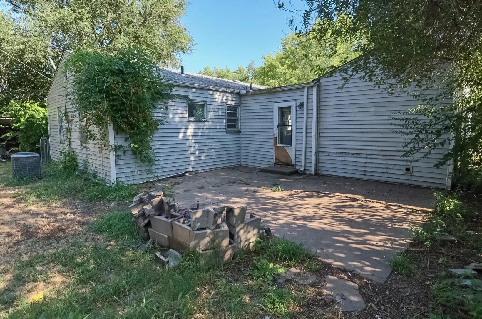 Wichita, Kansas 67217, United States, 3 Bedrooms Bedrooms, ,1 BathroomBathrooms,Residential,Active,203735